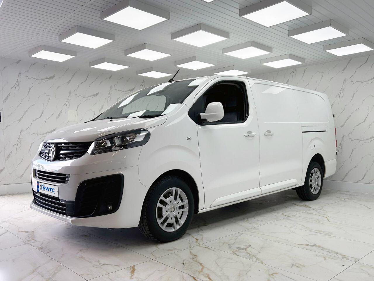 Vauxhall Vivaro view 7