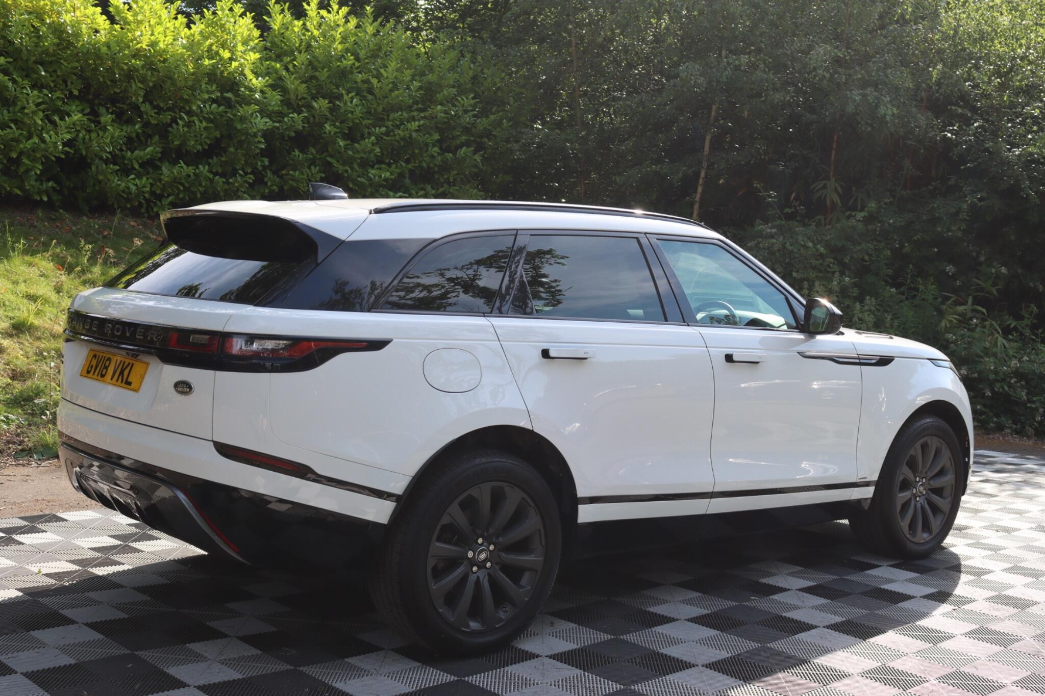 Land Rover Range Rover Velar view 18