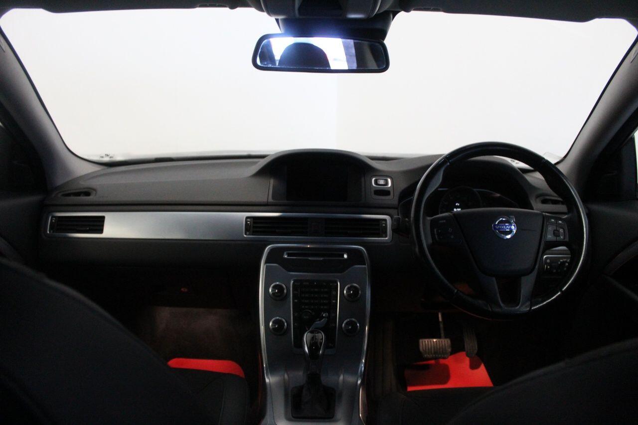 Volvo V70 view 28