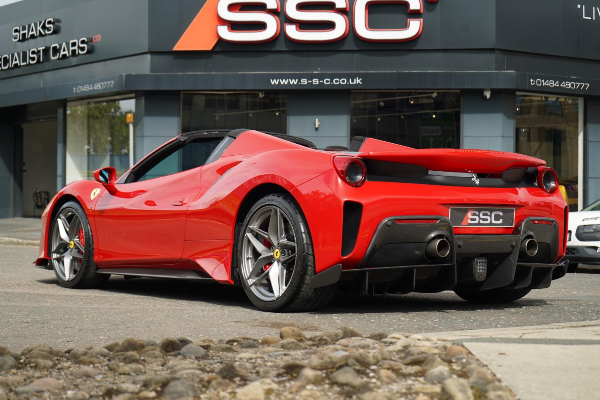 Ferrari 488 Pista view 16