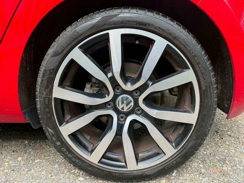 2016 Volkswagen Golf image 38