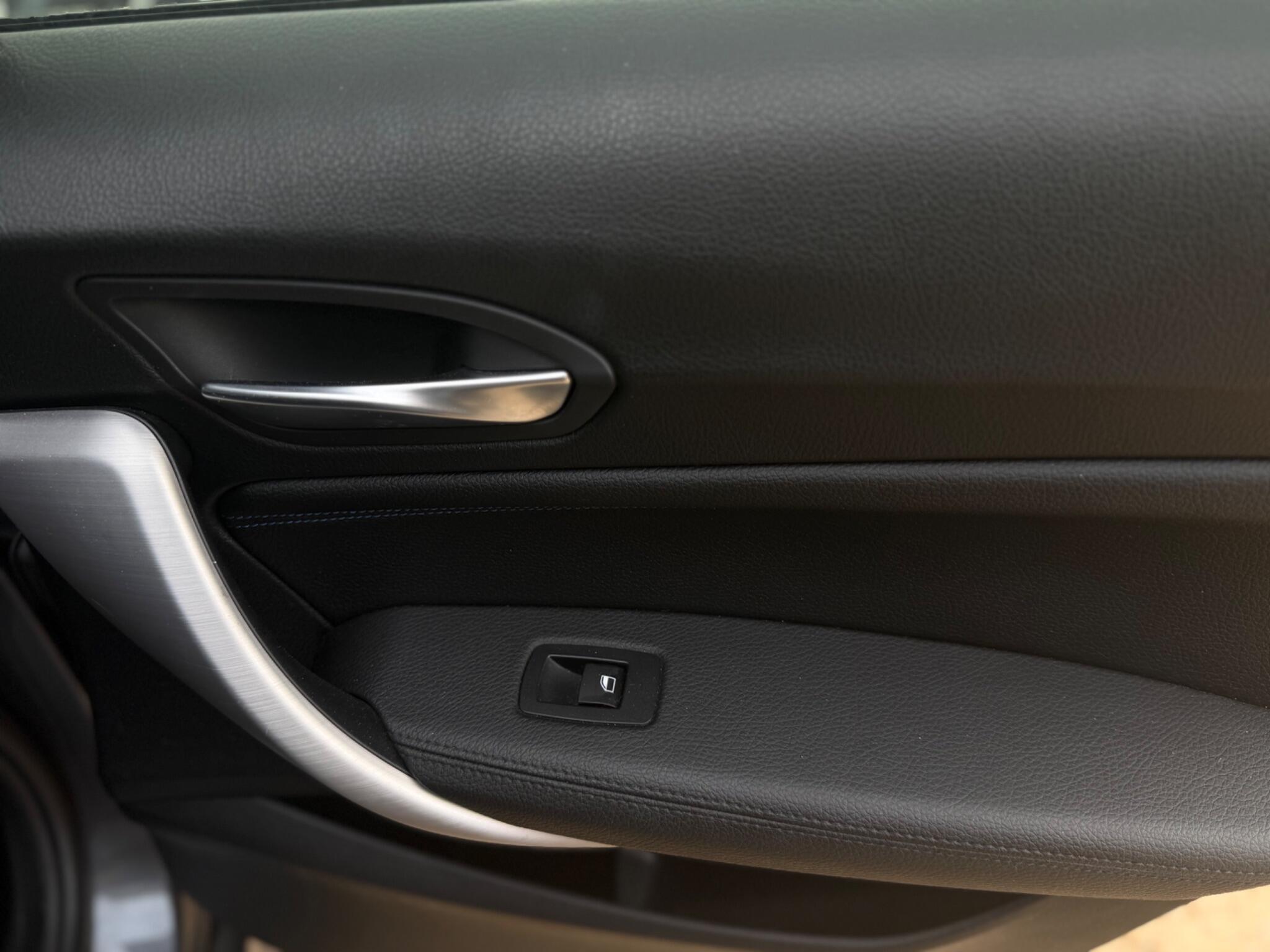 BMW 1 Series view 35