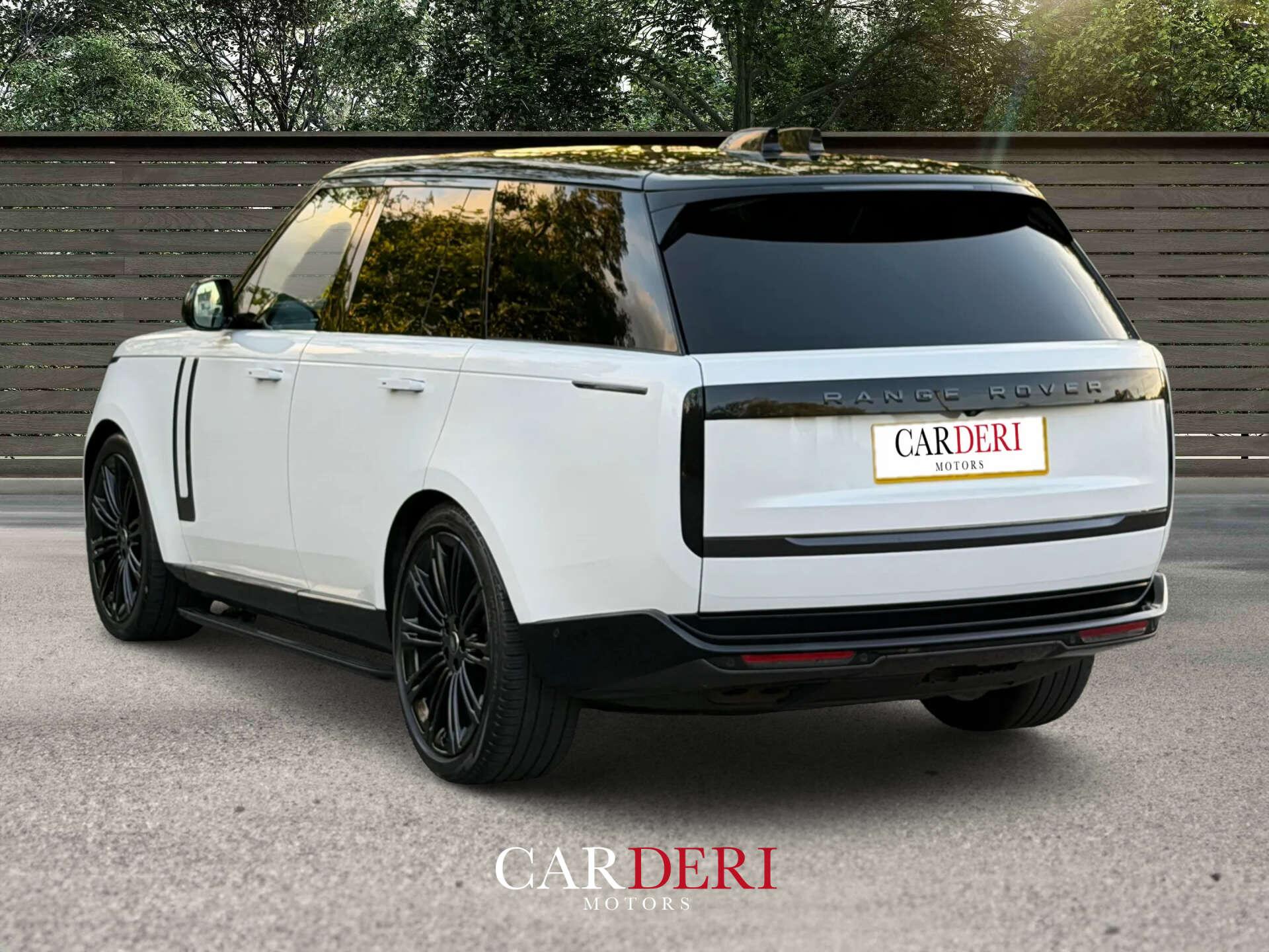 Land Rover Range Rover view 3