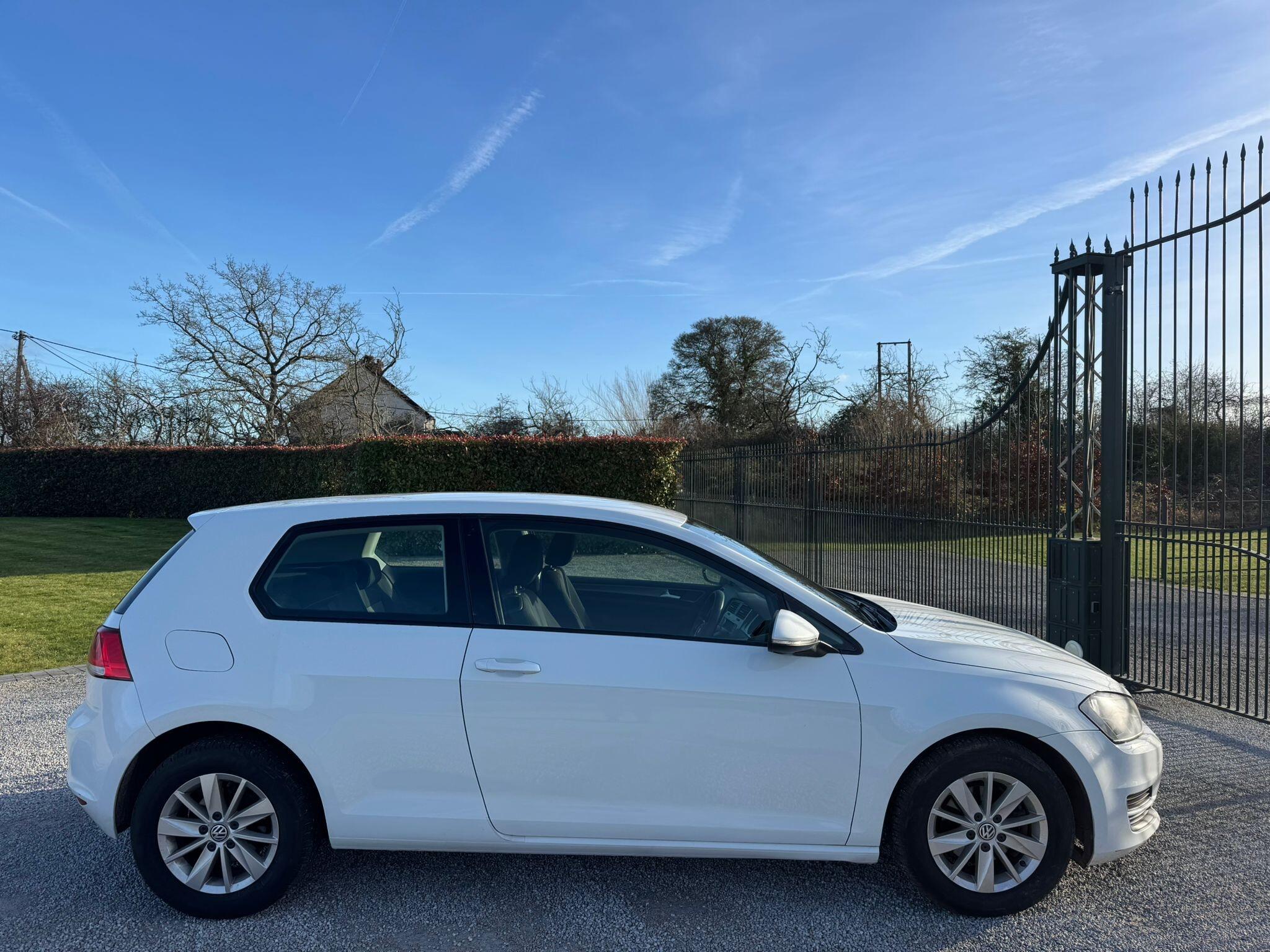 2014 Volkswagen Golf image 7