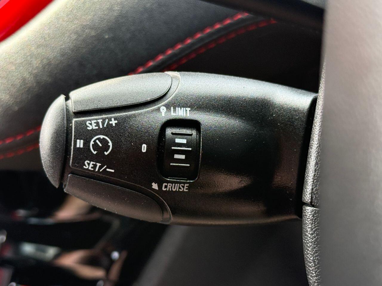 Peugeot 208 view 30