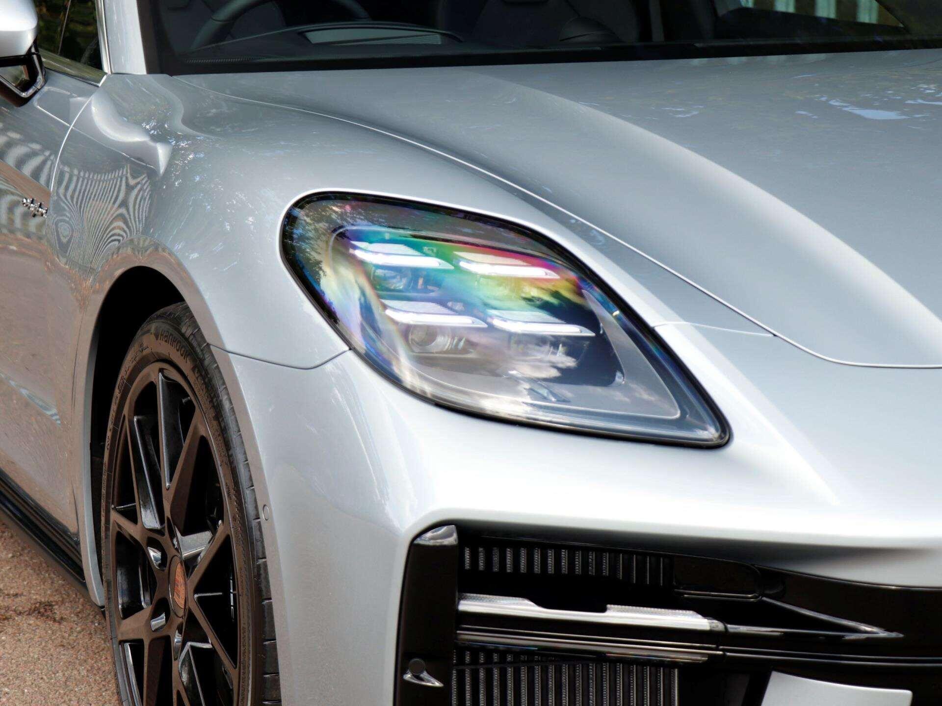 Porsche Panamera view 33