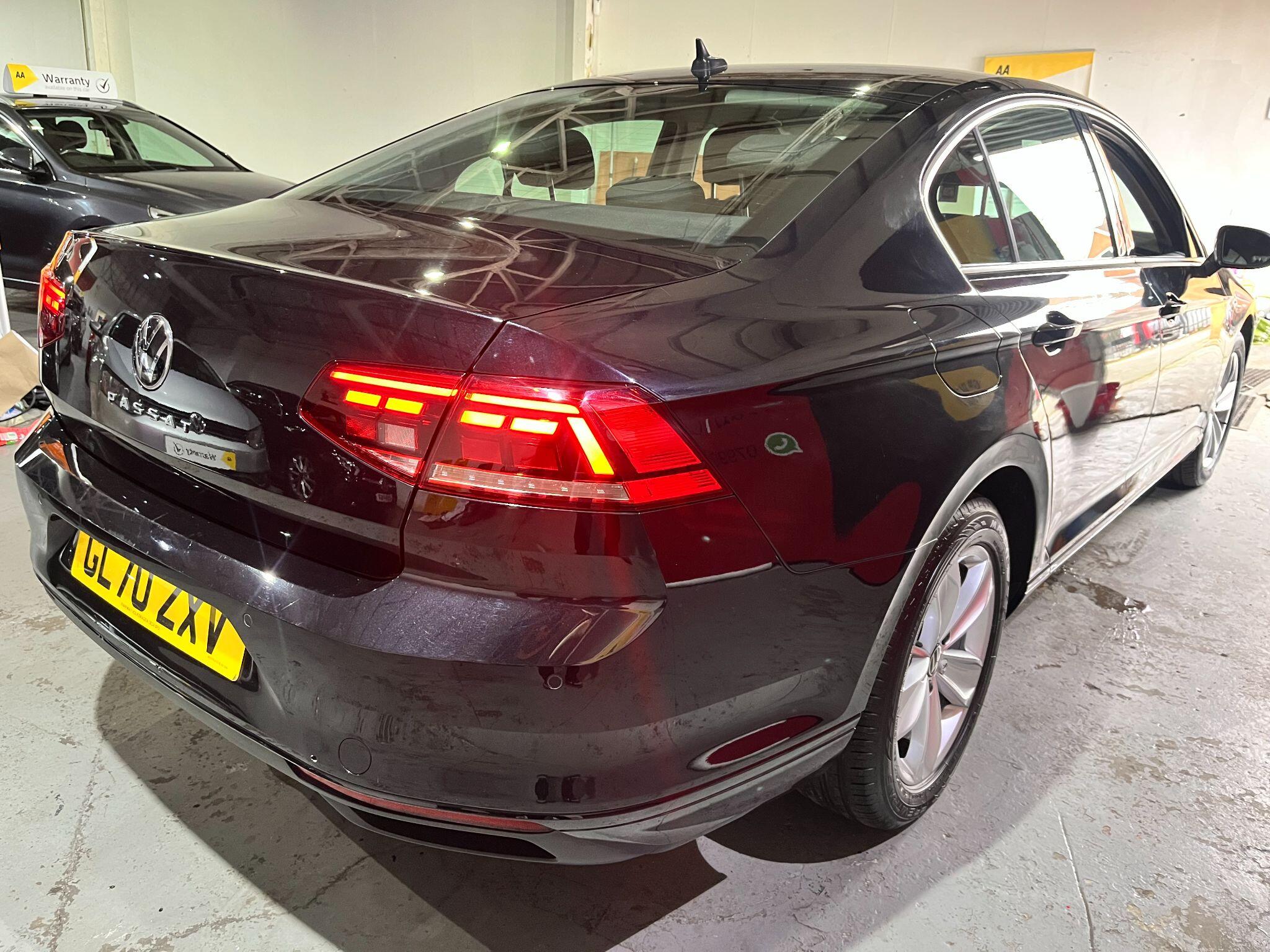 Volkswagen Passat view 64