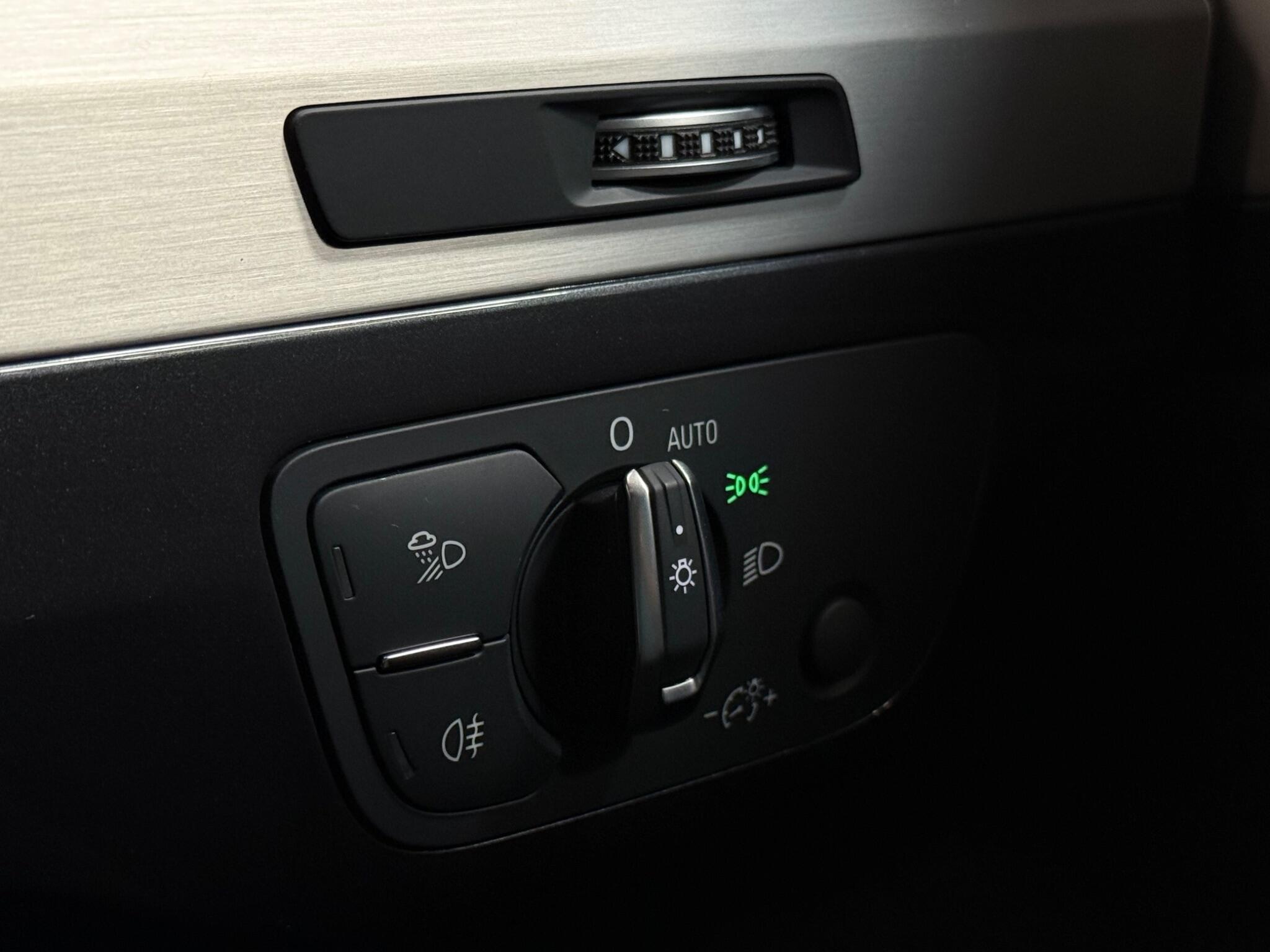 Audi Q7 view 20