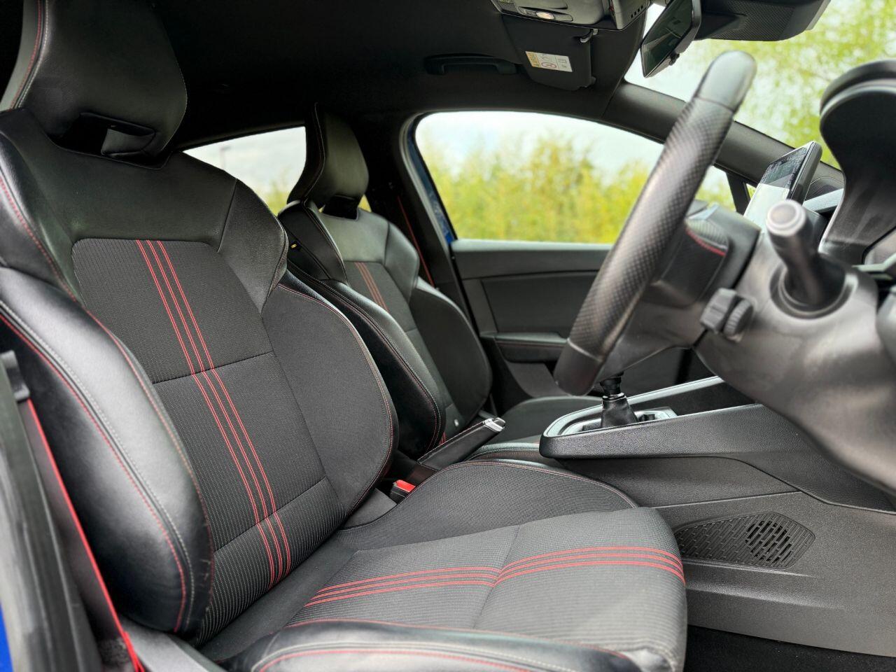 Renault Clio view 10