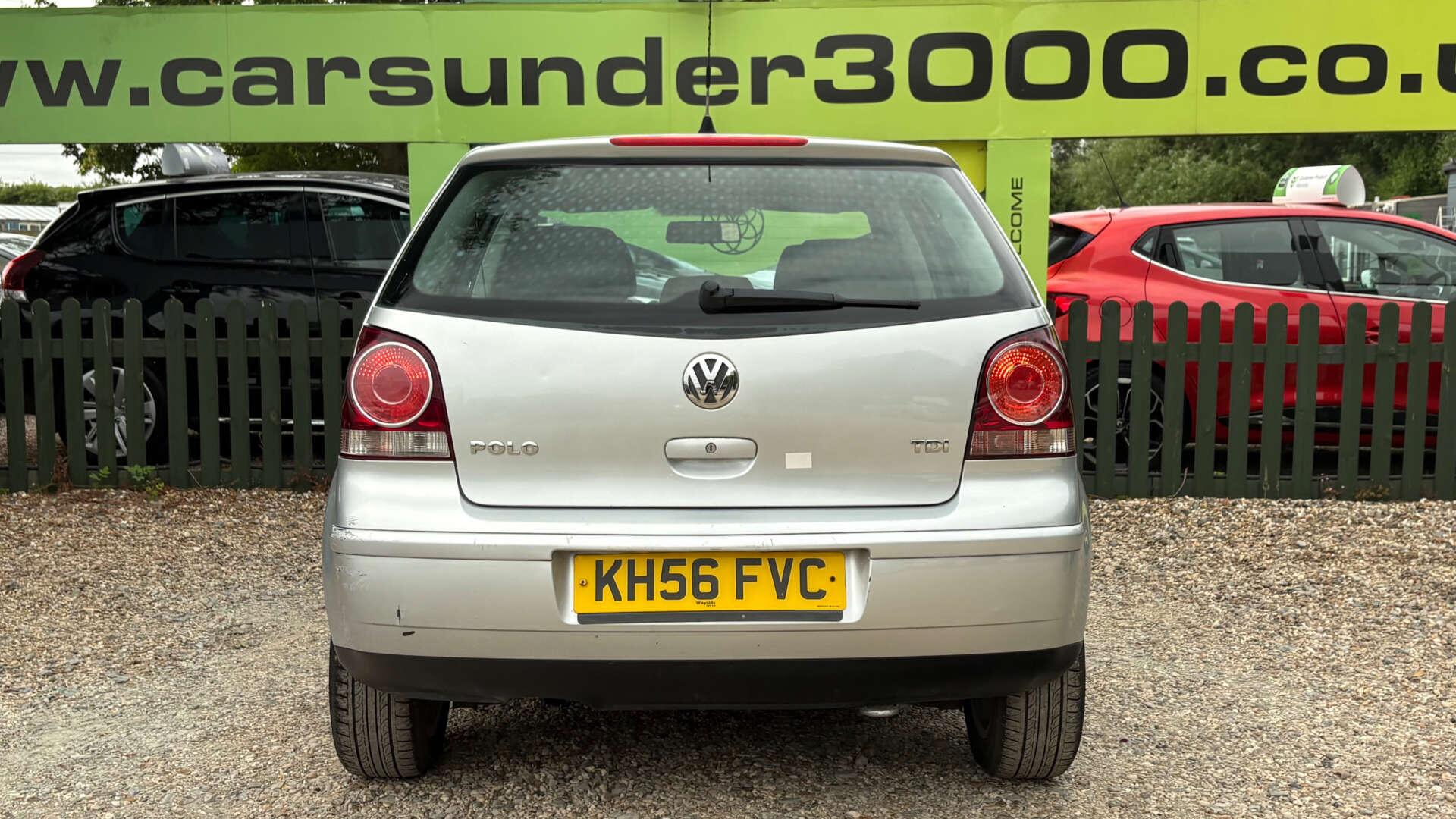 Volkswagen Polo view 5