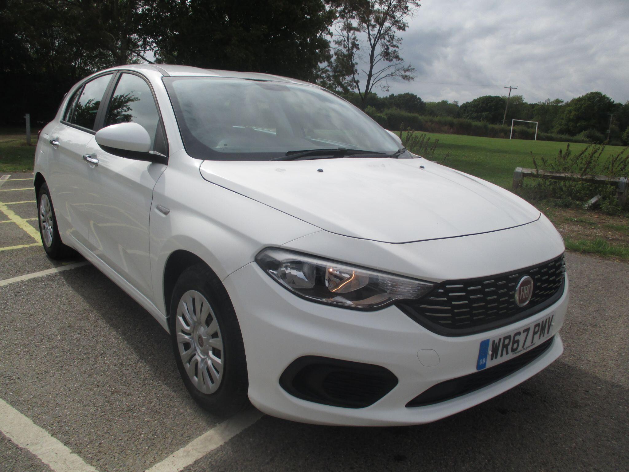 Fiat Tipo view 3