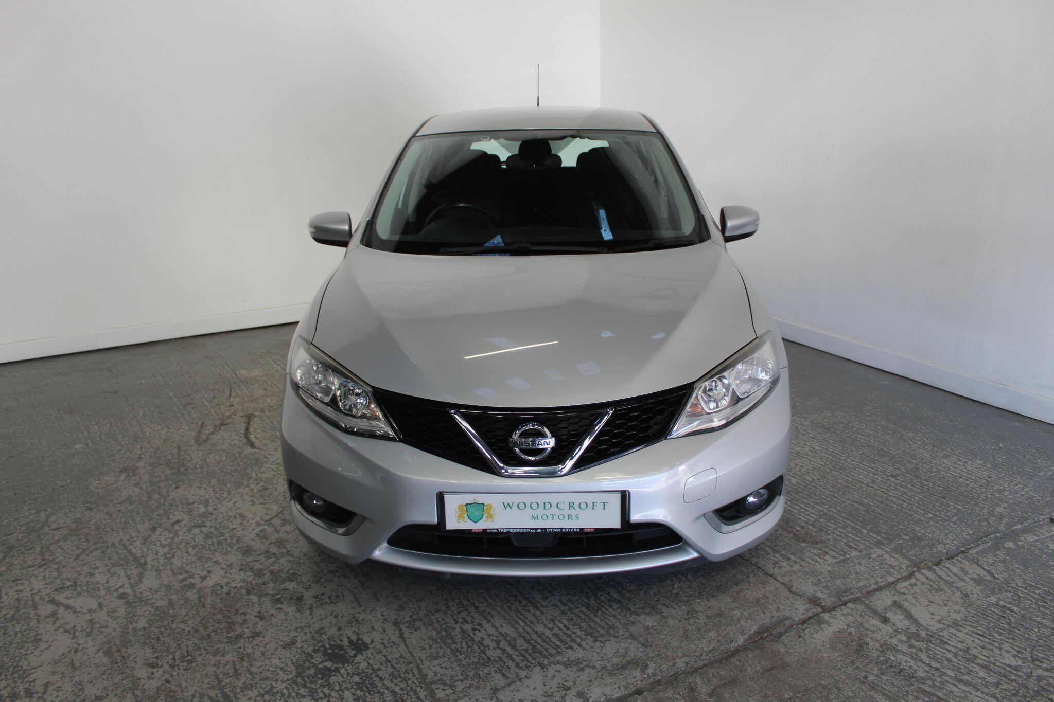 Nissan Pulsar view 13