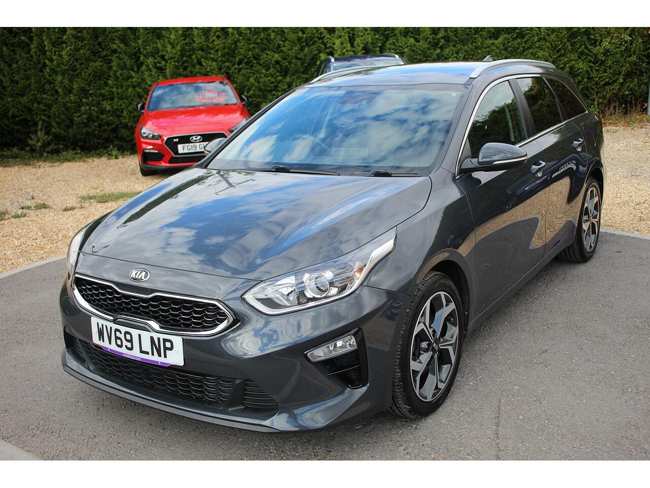 Kia Ceed view 5