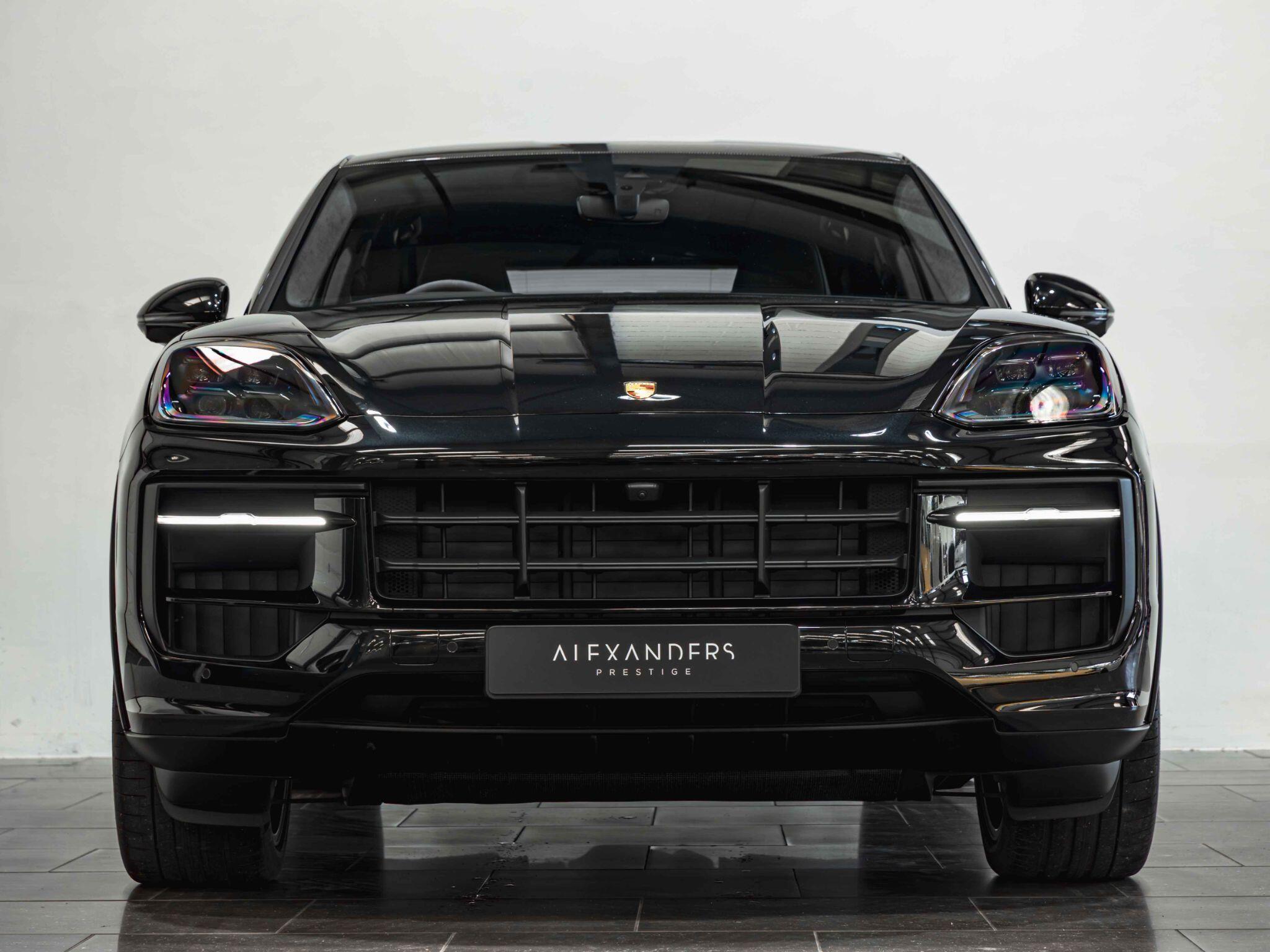 Porsche Cayenne view 10