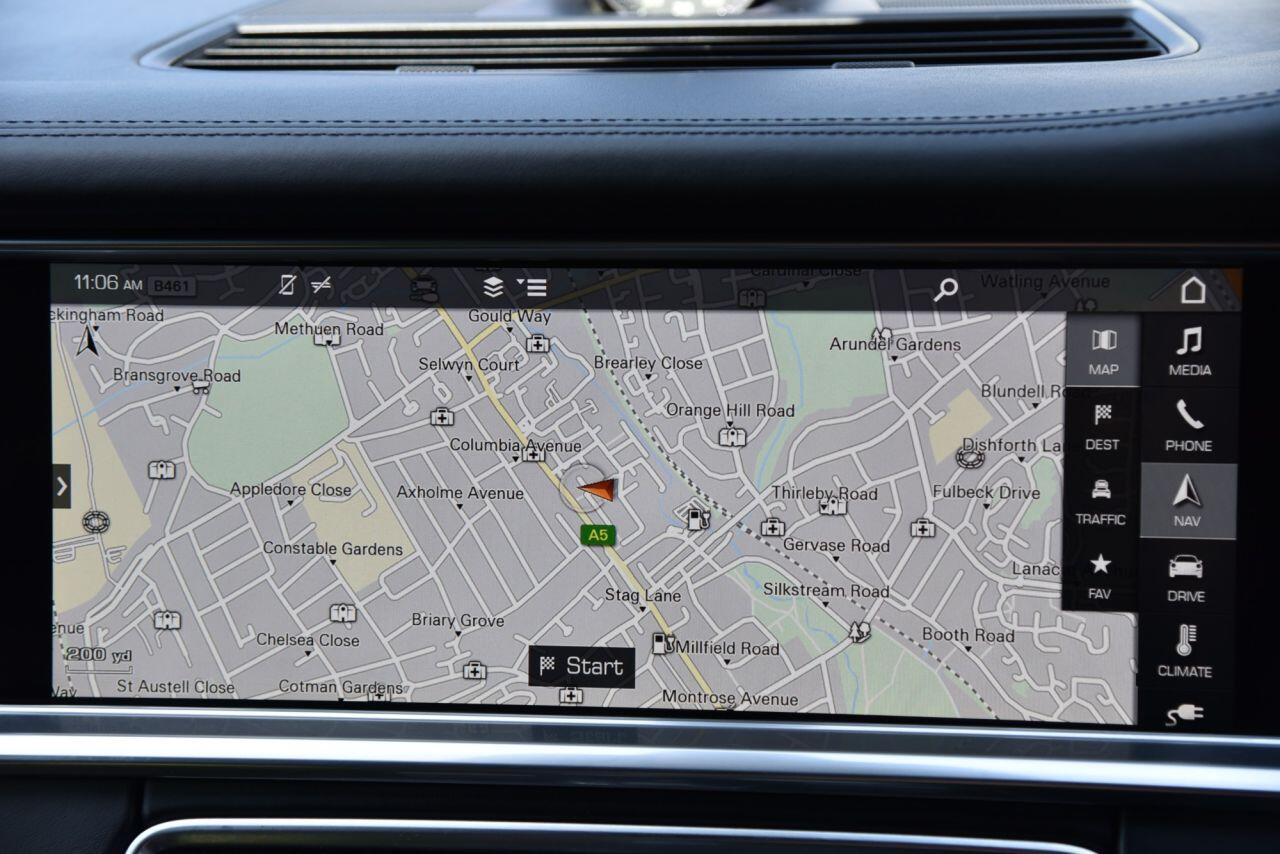 Porsche Panamera view 40