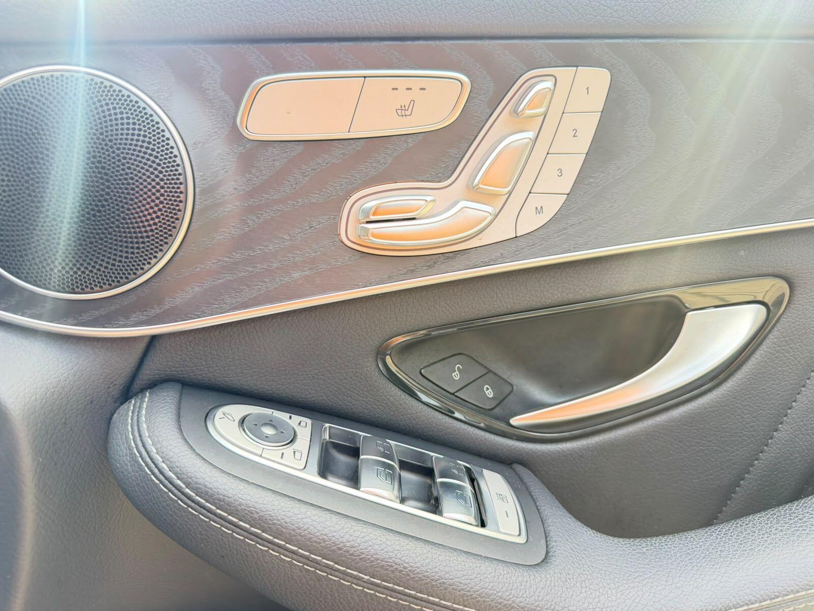 Mercedes-Benz GLC view 25