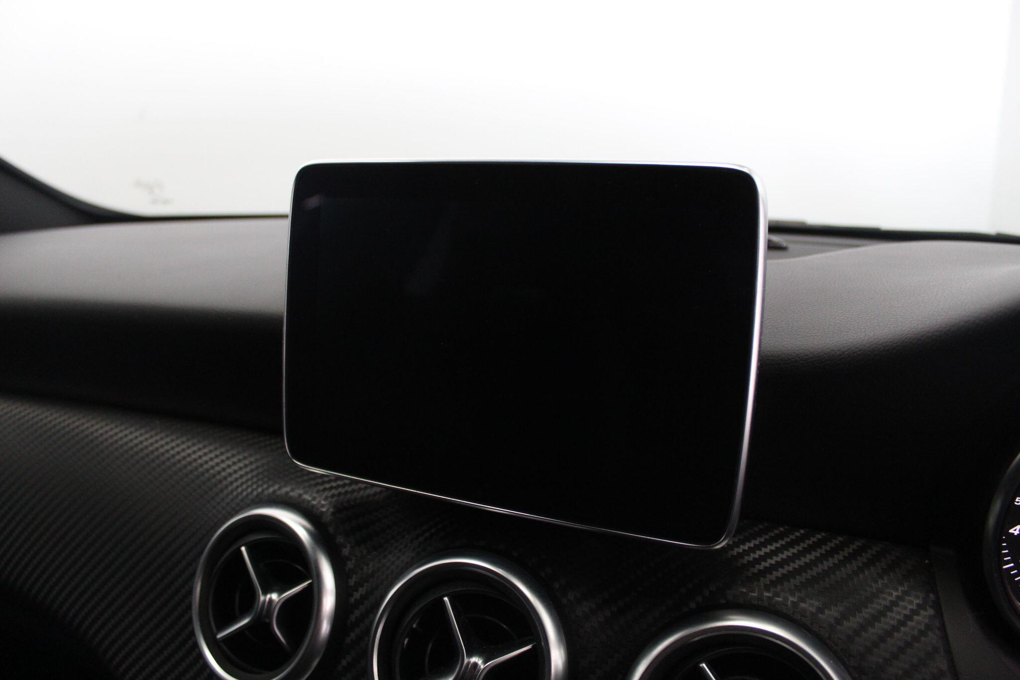 Mercedes-Benz A-Class view 38