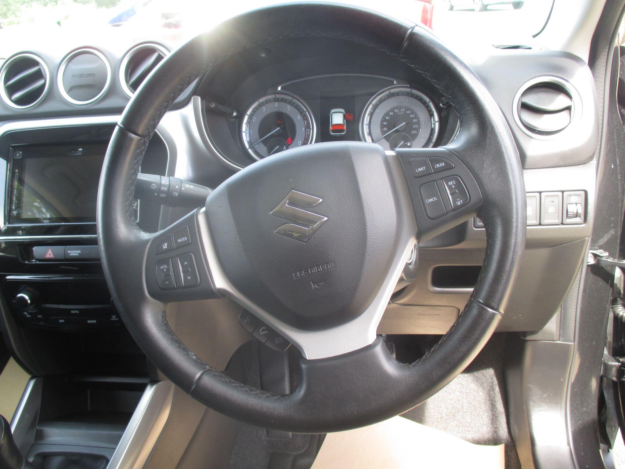 Suzuki Vitara view 36