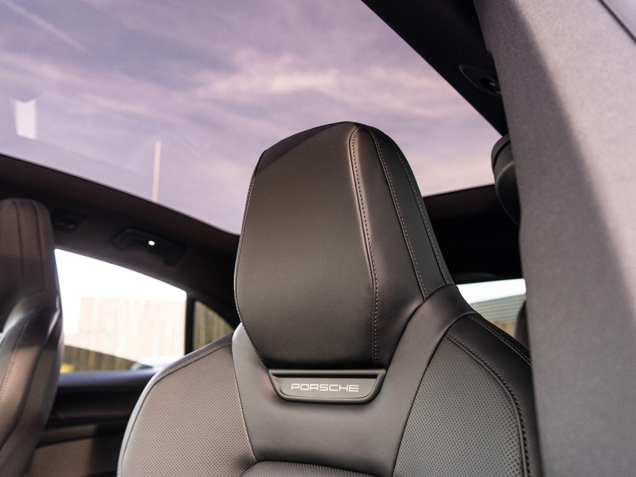 Porsche Cayenne view 20