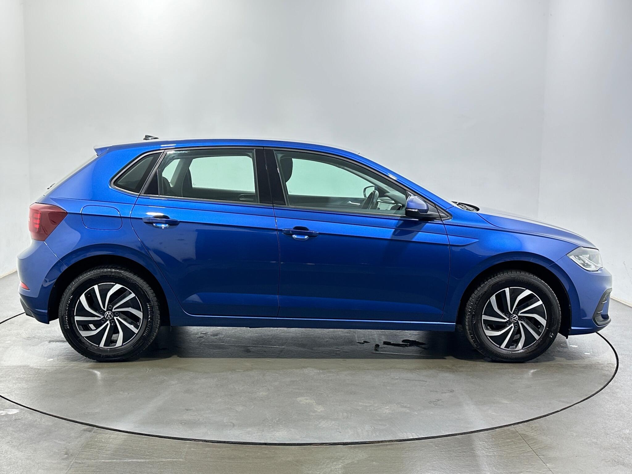 Volkswagen Polo view 9