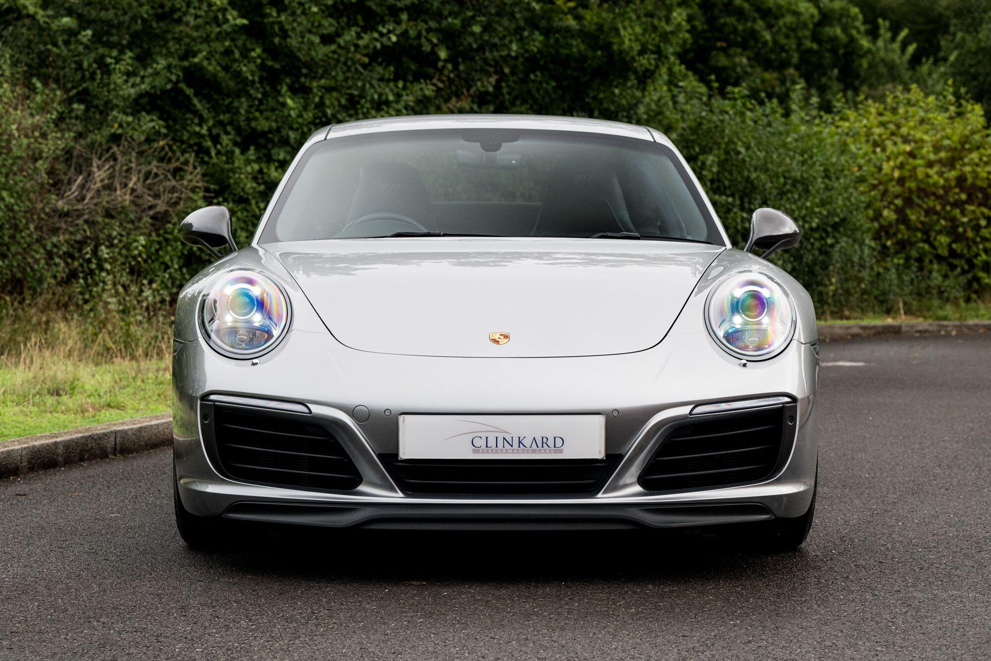 Porsche 911 view 2
