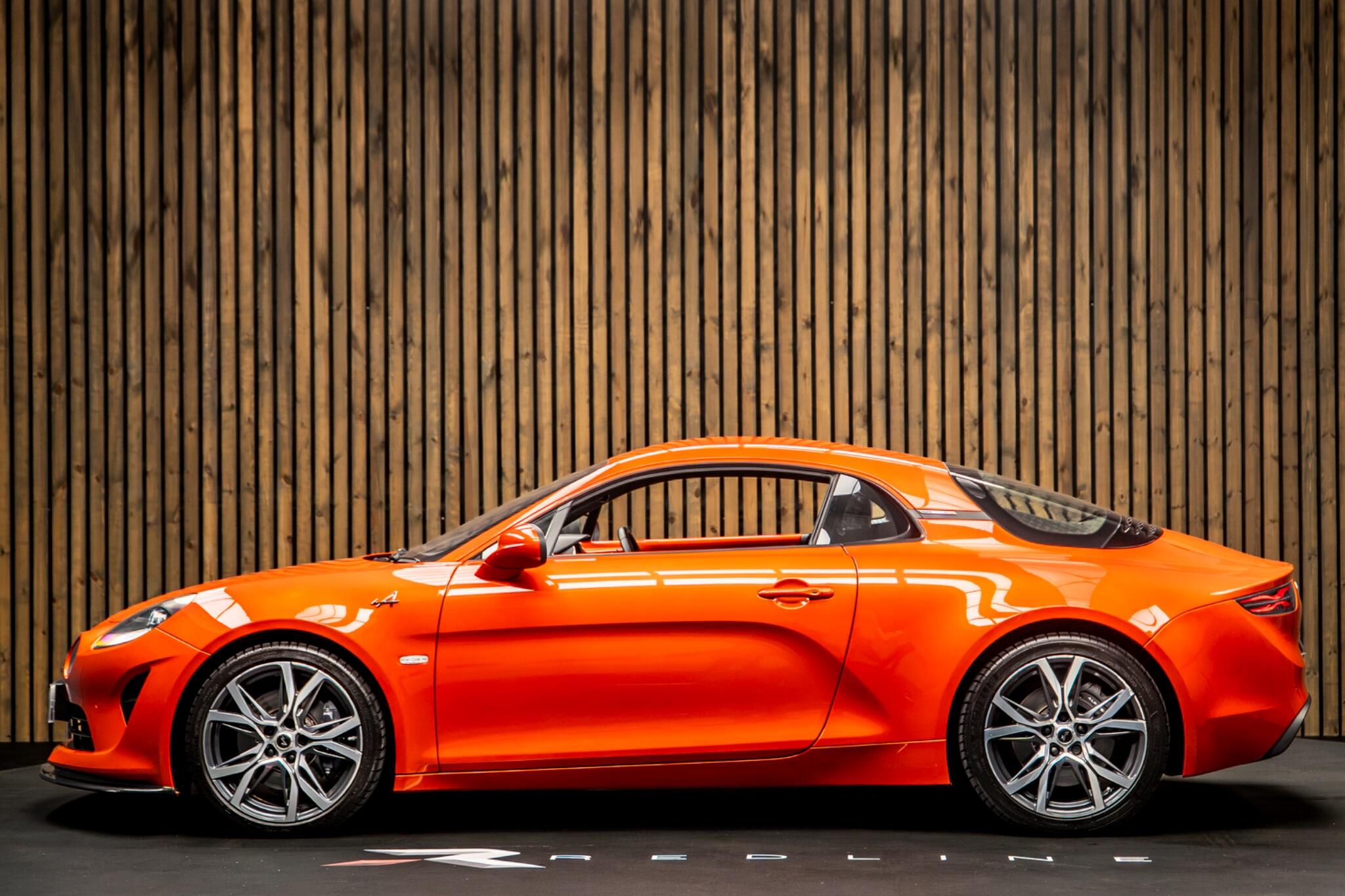 Alpine A110 view 7