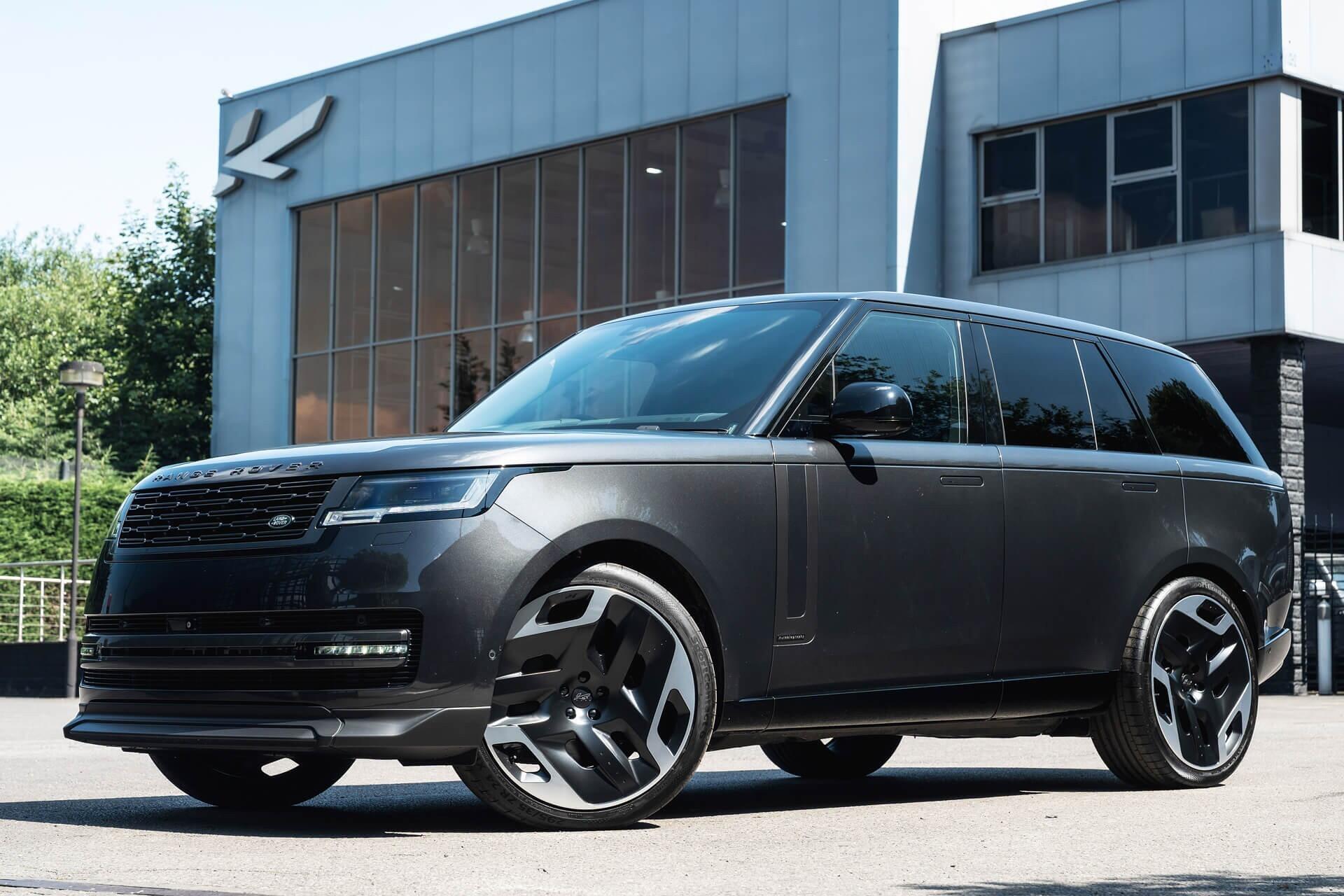 Land Rover Range Rover view 3