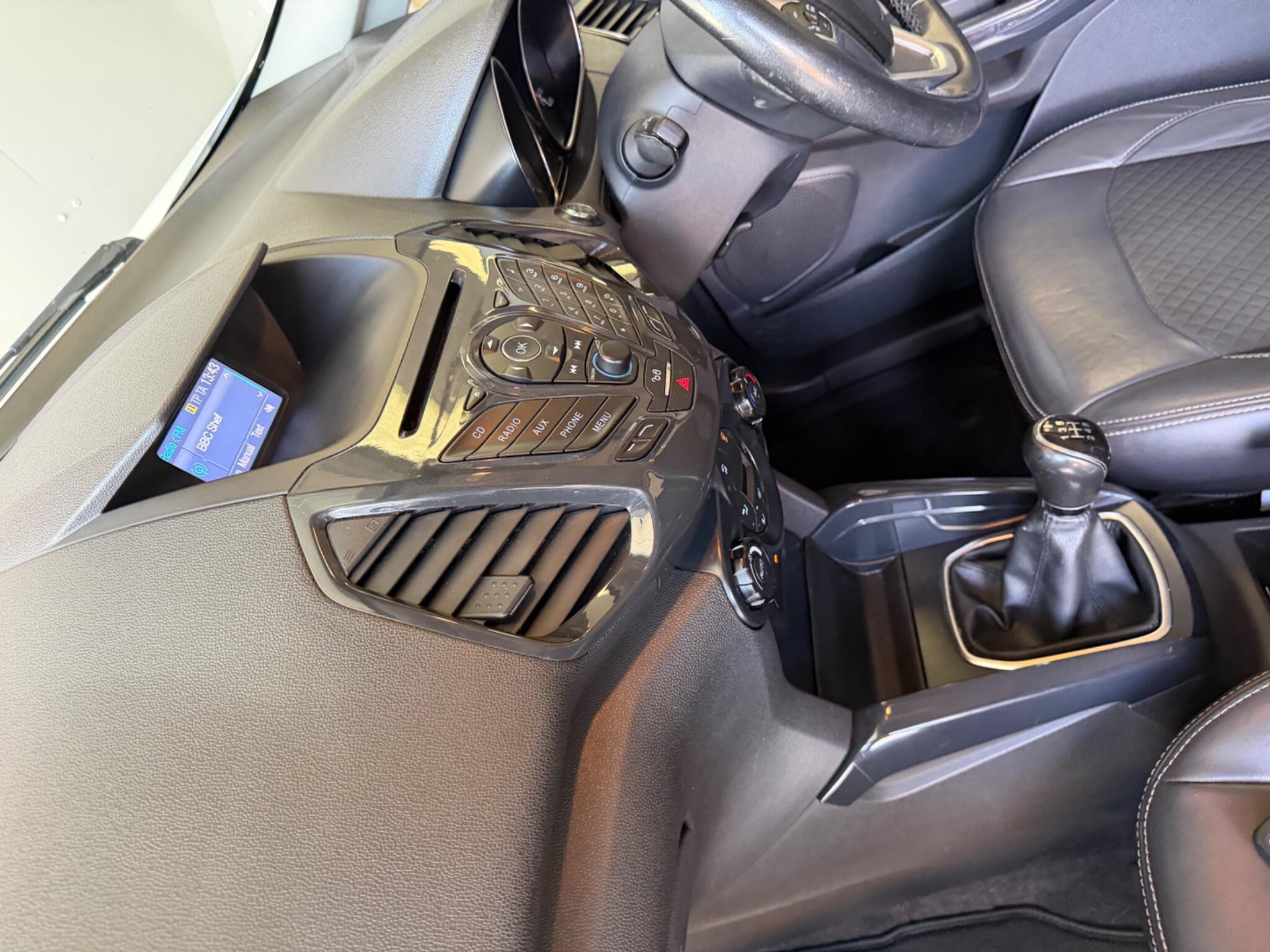 Ford Ecosport view 65