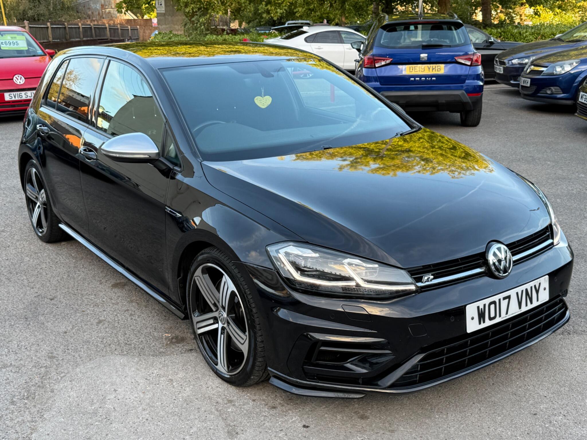 Volkswagen Golf - Image 5