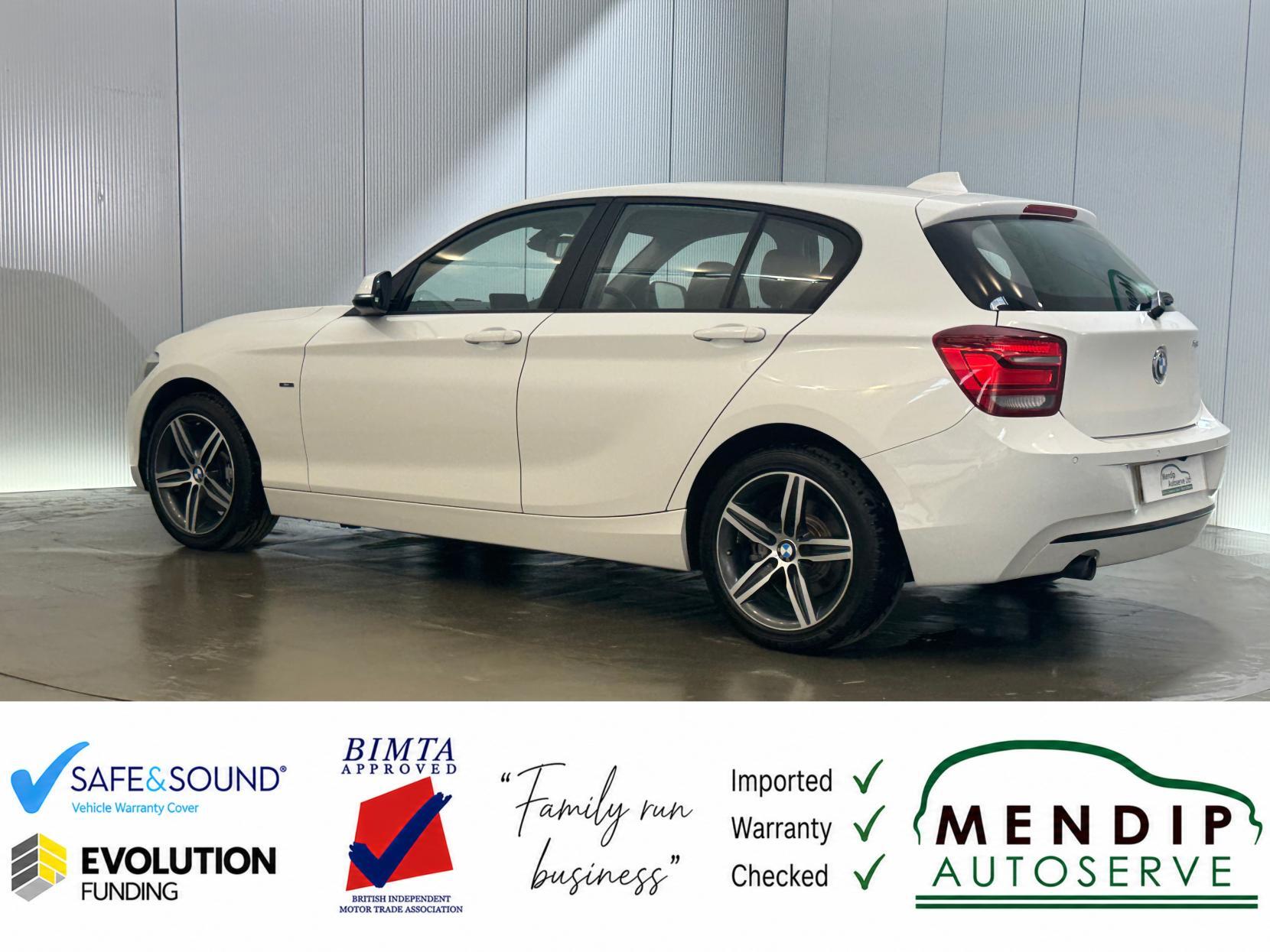 BMW 1 Series view 11
