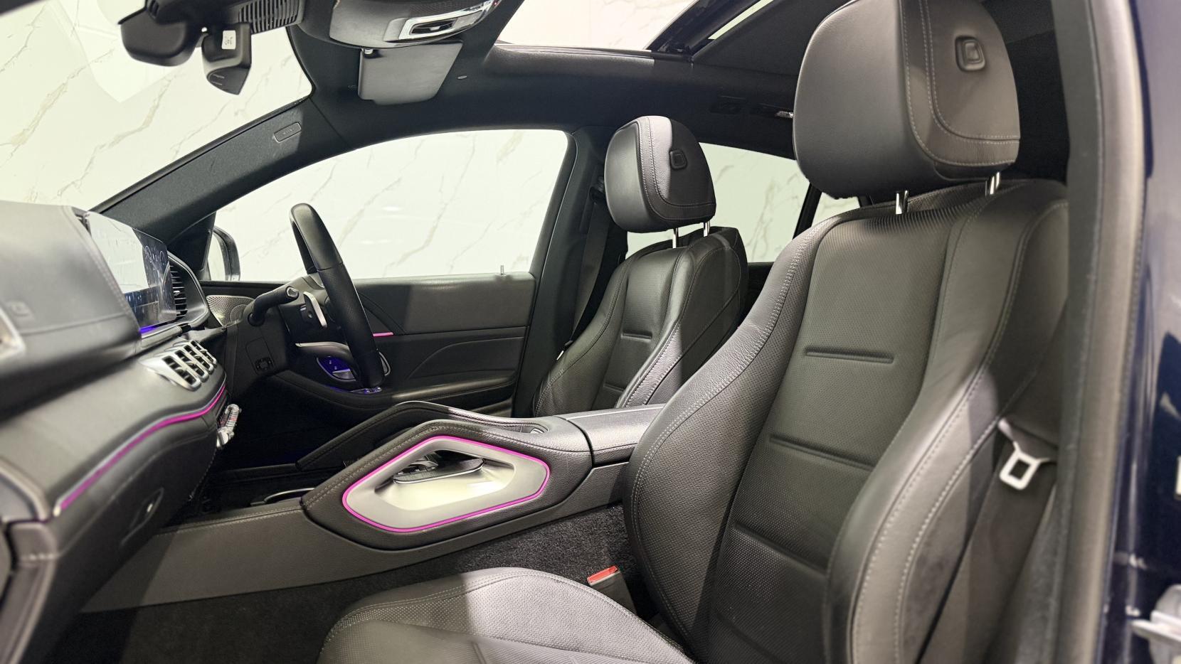 Mercedes-Benz Gle view 8
