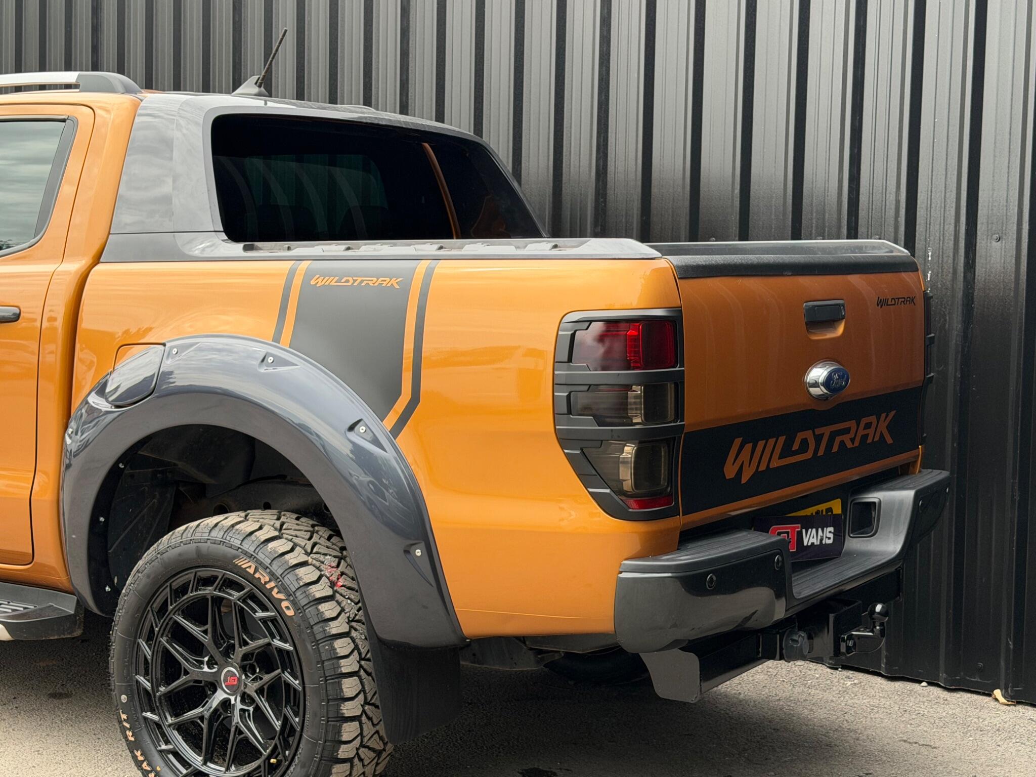 Ford Ranger view 32