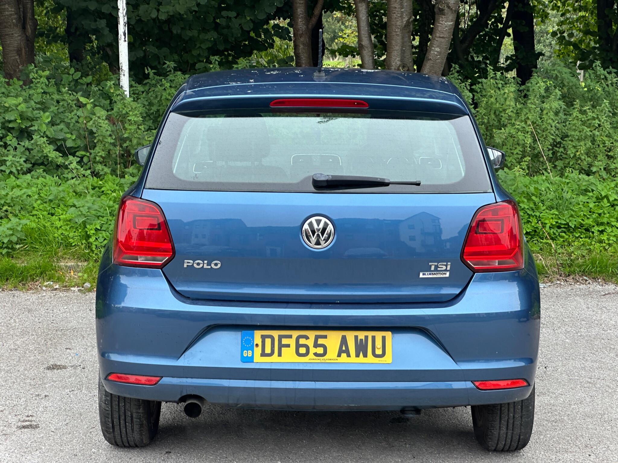 Volkswagen Polo view 8