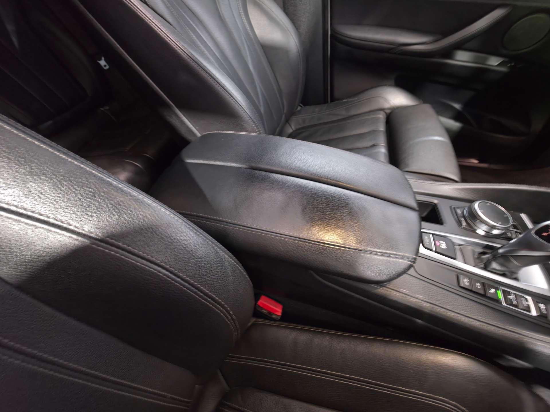 BMW X6 view 59
