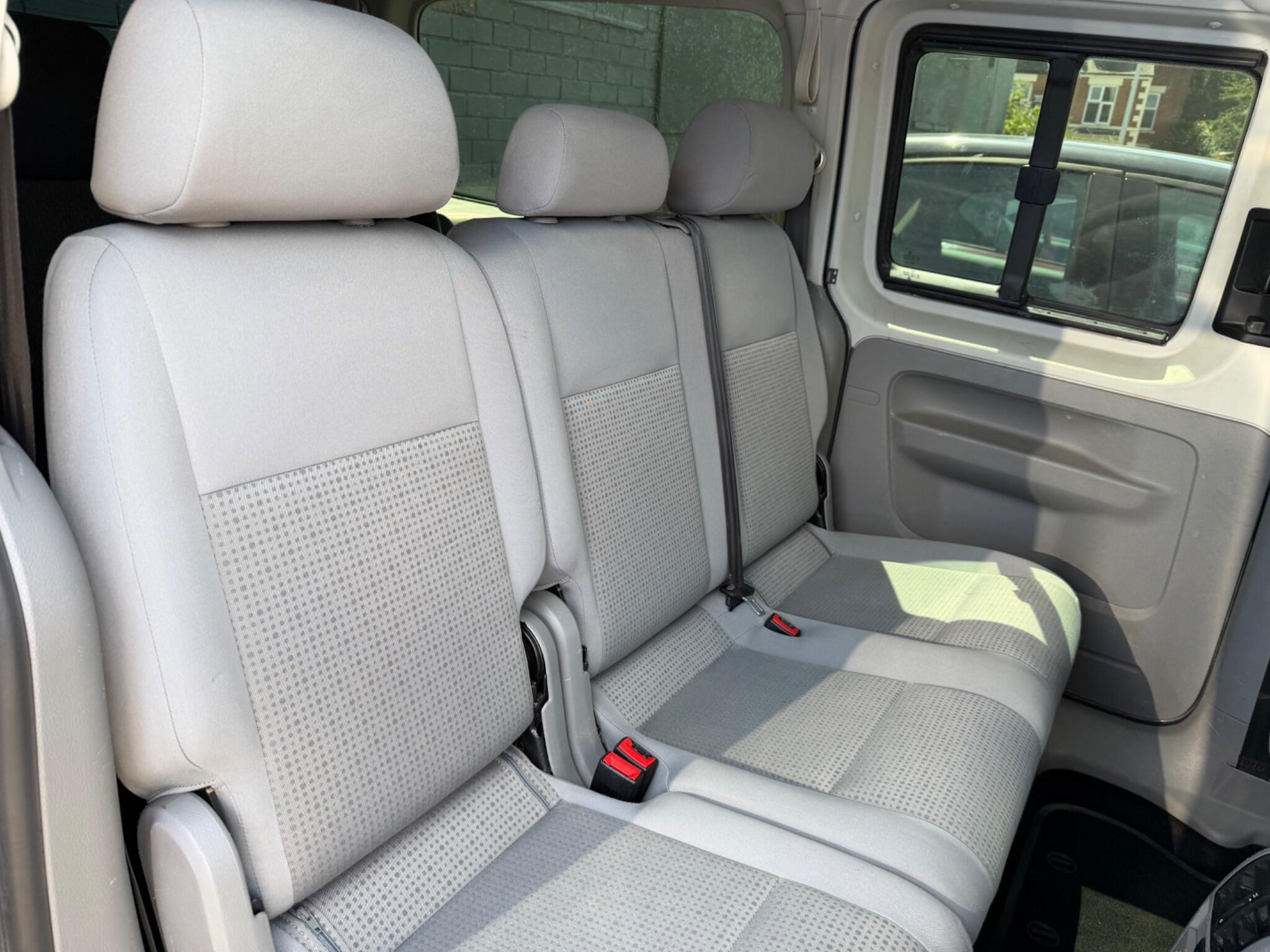 Volkswagen Caddy Maxi Life view 24