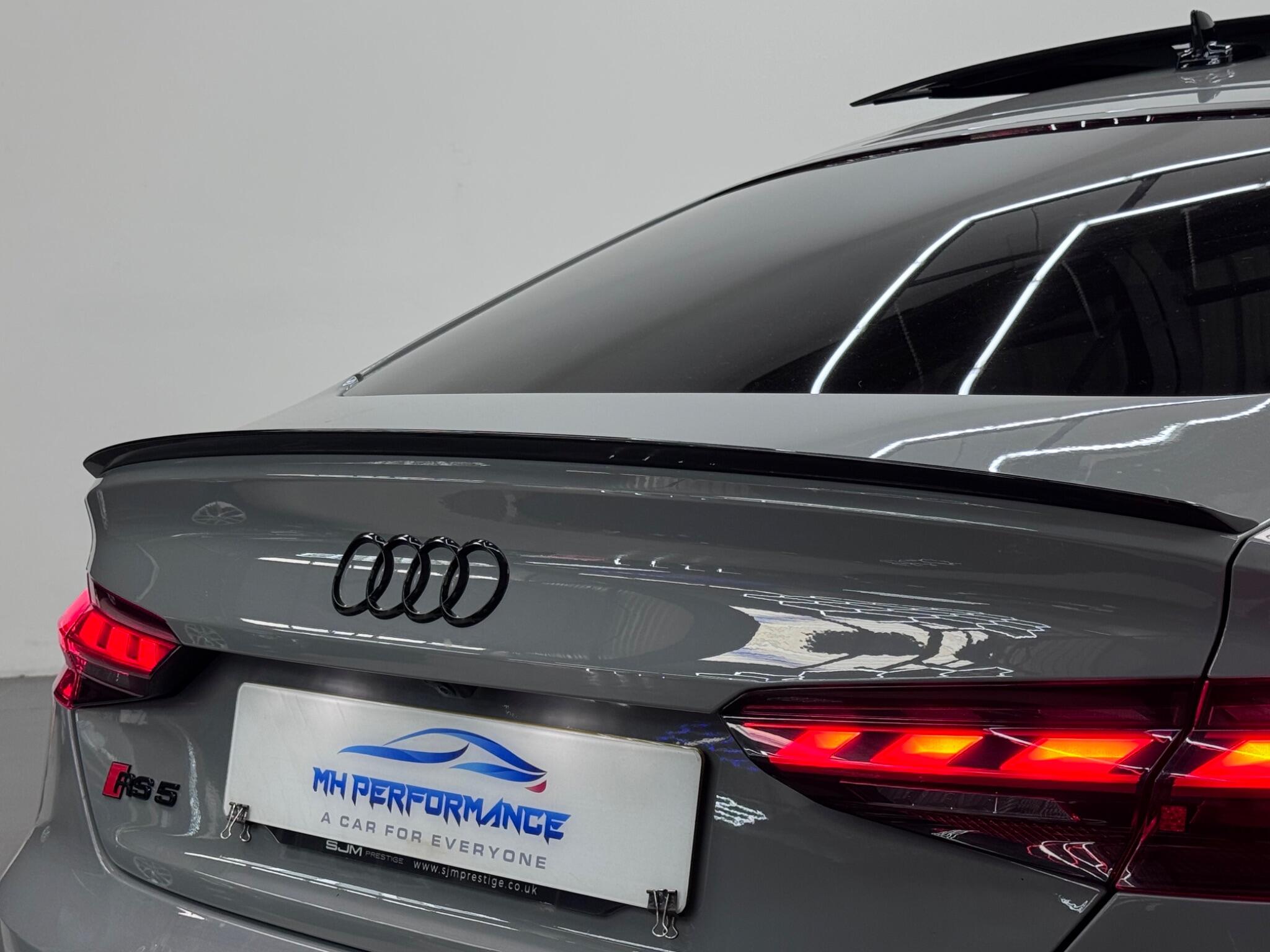 Audi RS5 view 14