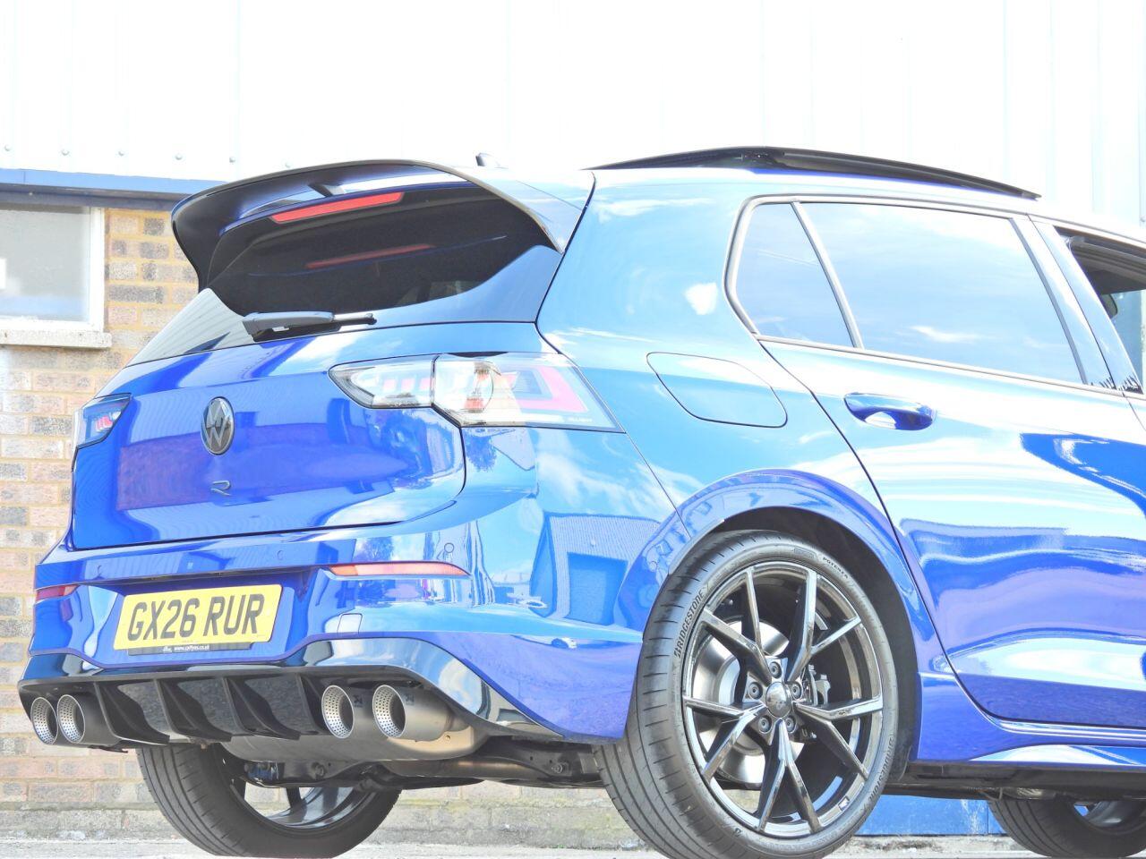 Volkswagen Golf view 3