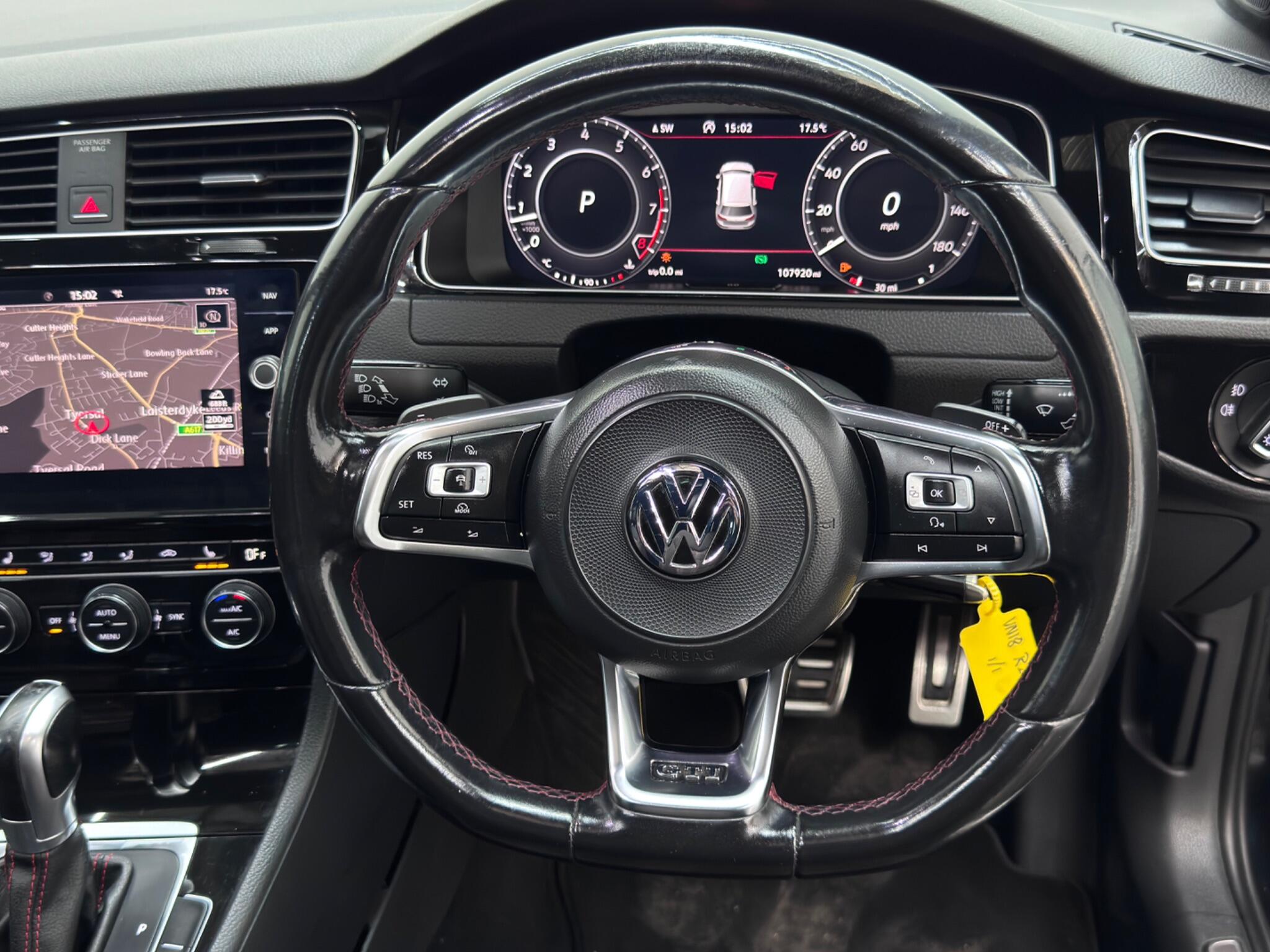 Volkswagen Golf view 19