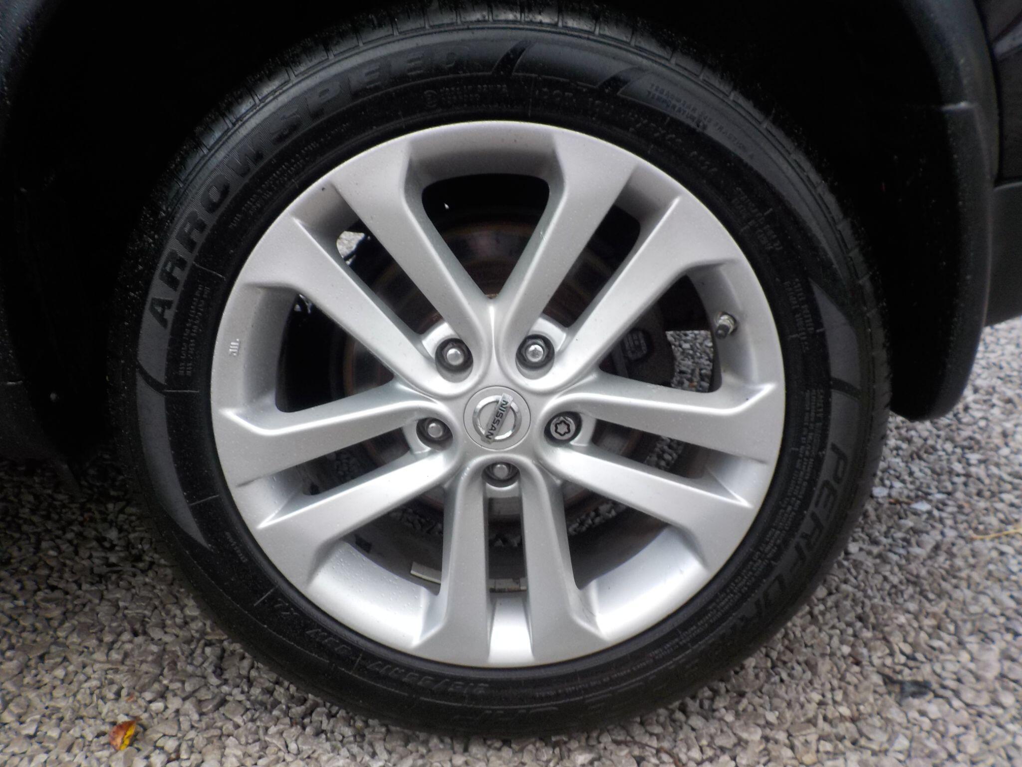 Nissan Juke 1.2 DIG-T Acenta Euro 5 (s/s) 5dr Euro 5
