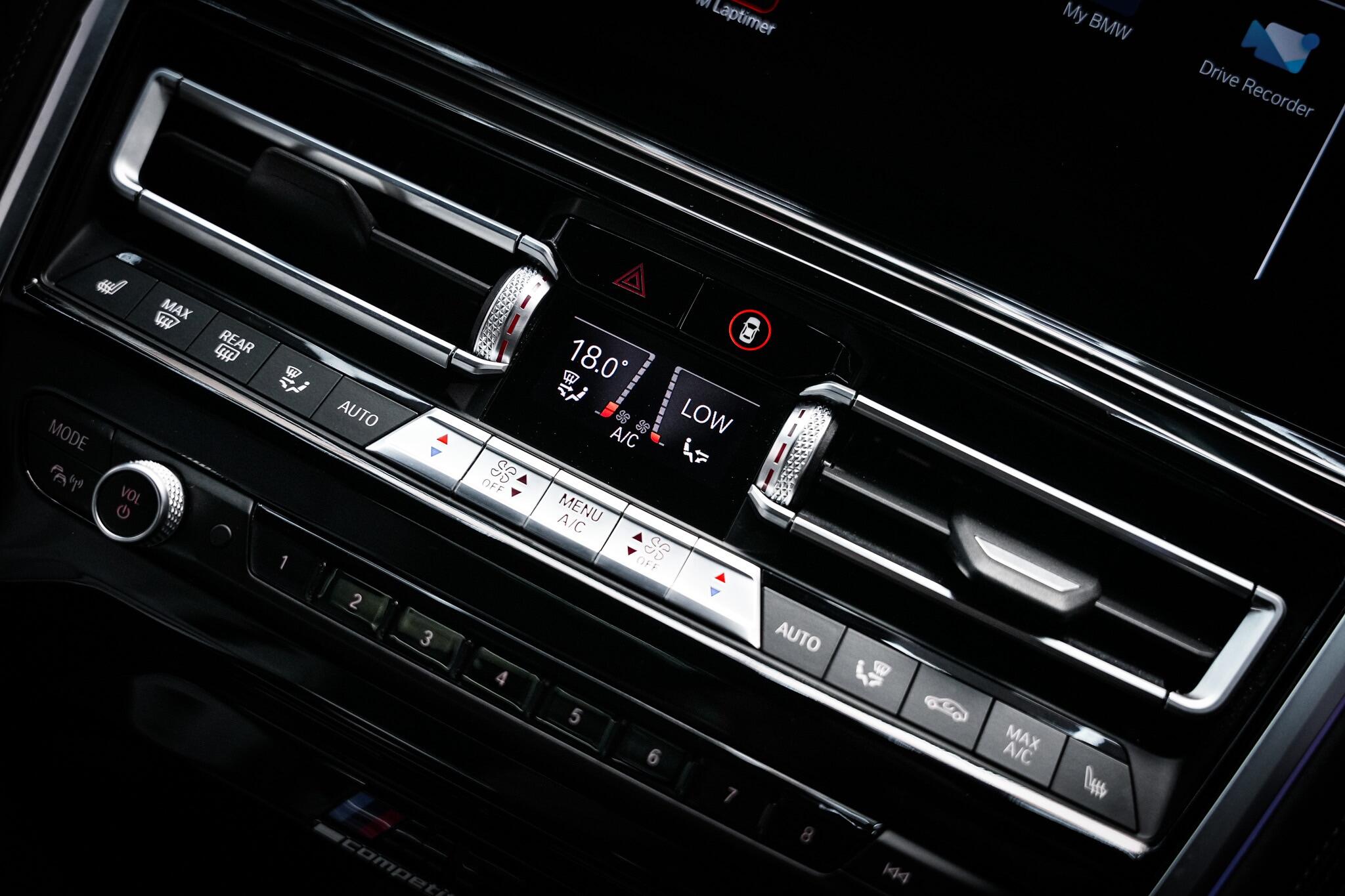BMW M8 view 39