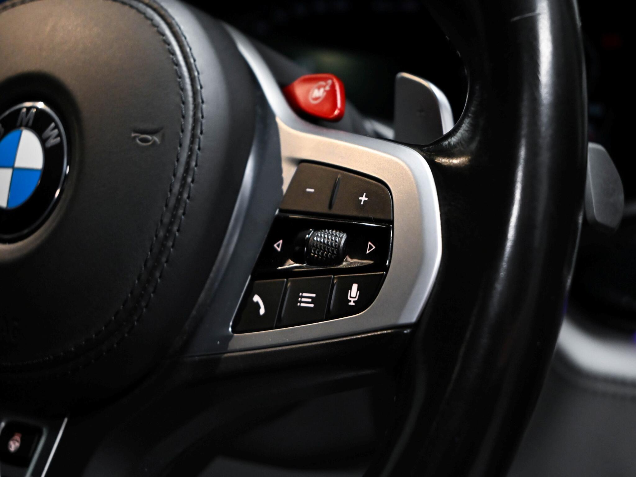 BMW X6 M view 13