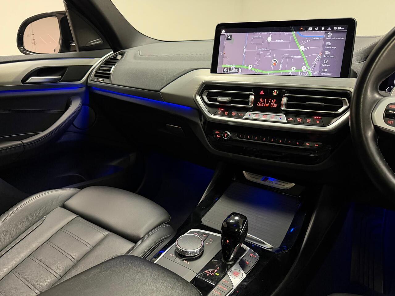 BMW X3 view 18