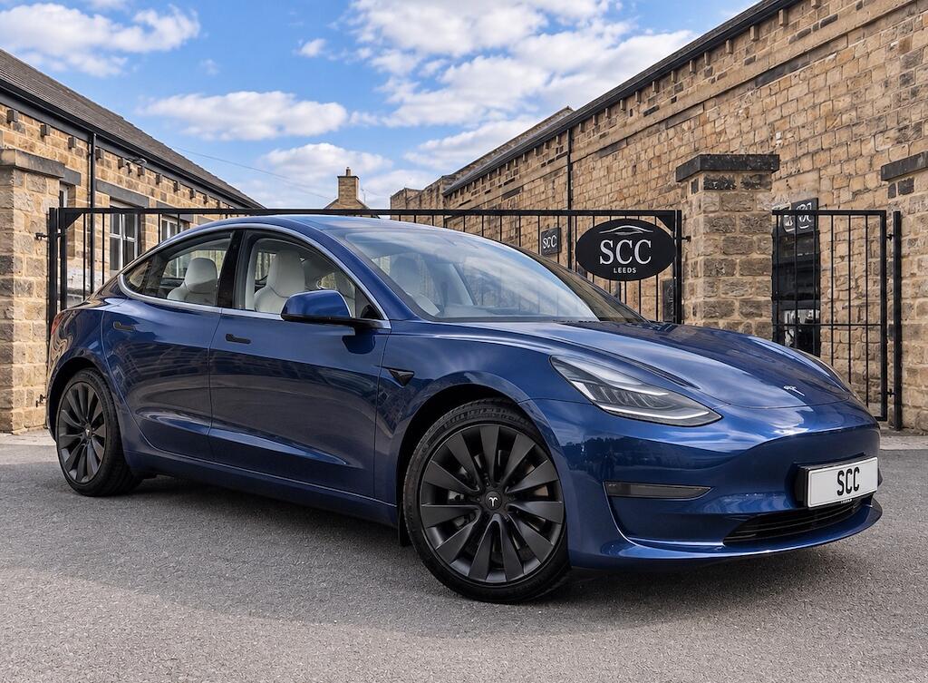 2024 Tesla Model 3 in Blue for sale