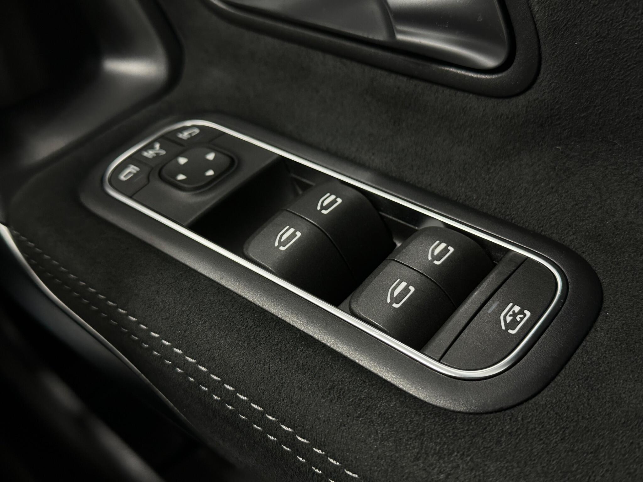 Mercedes-Benz A-Class view 19