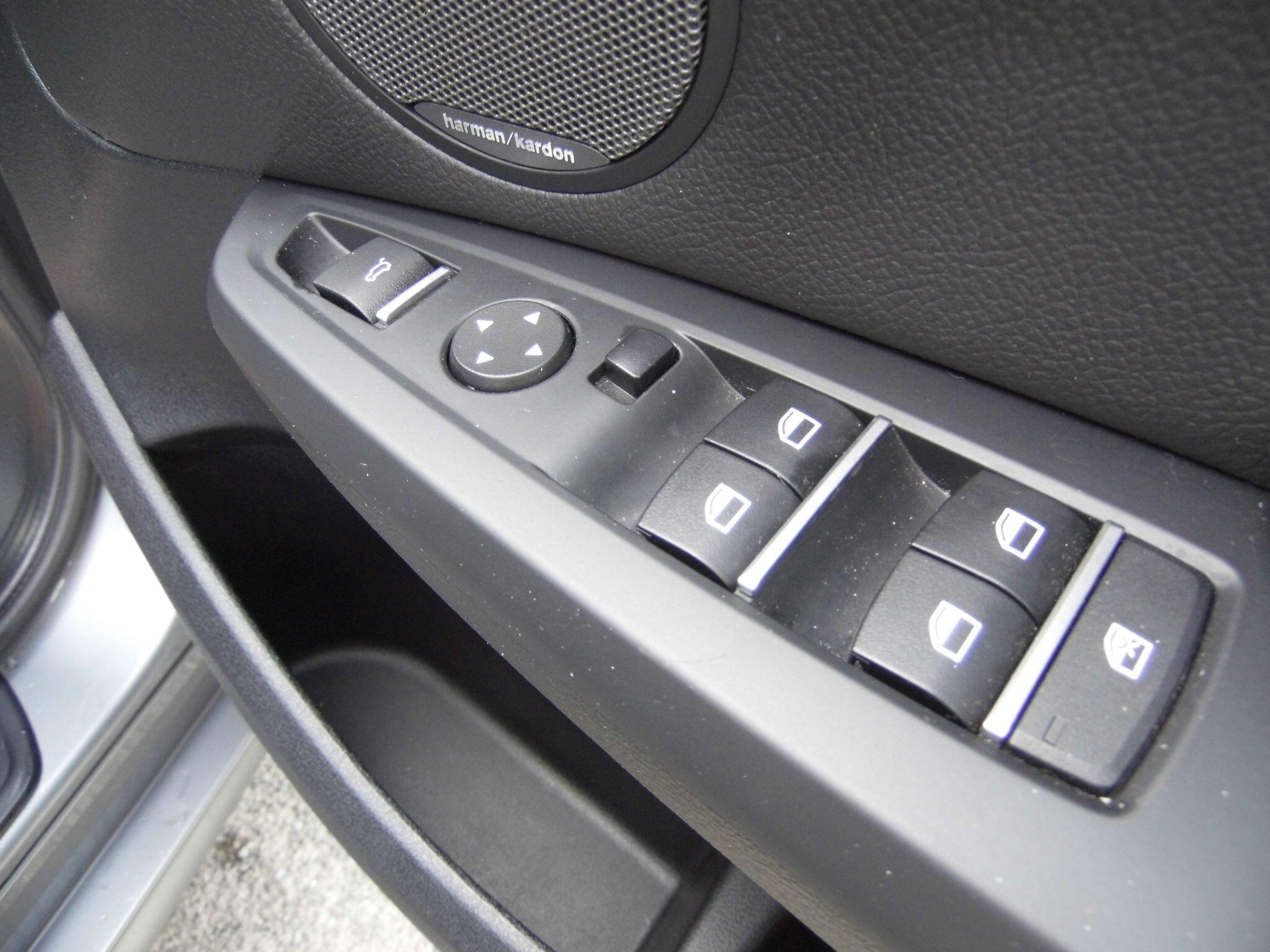 BMW X3 view 30