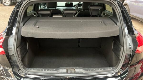 Ford Focus view 13