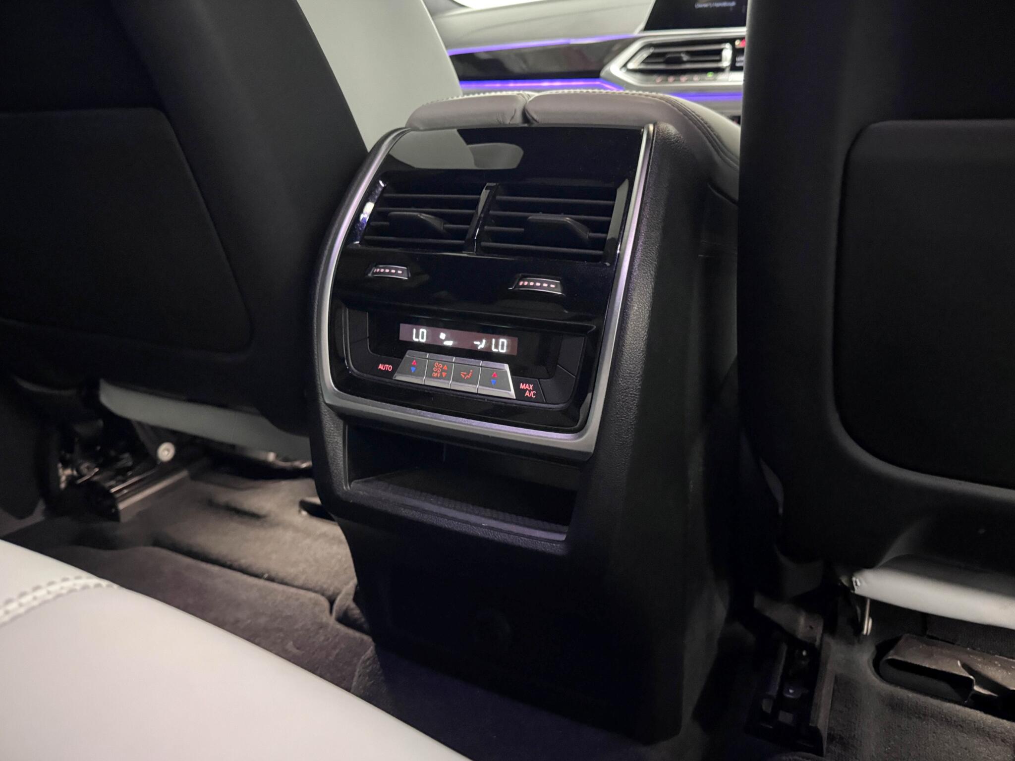 BMW X6 M view 39