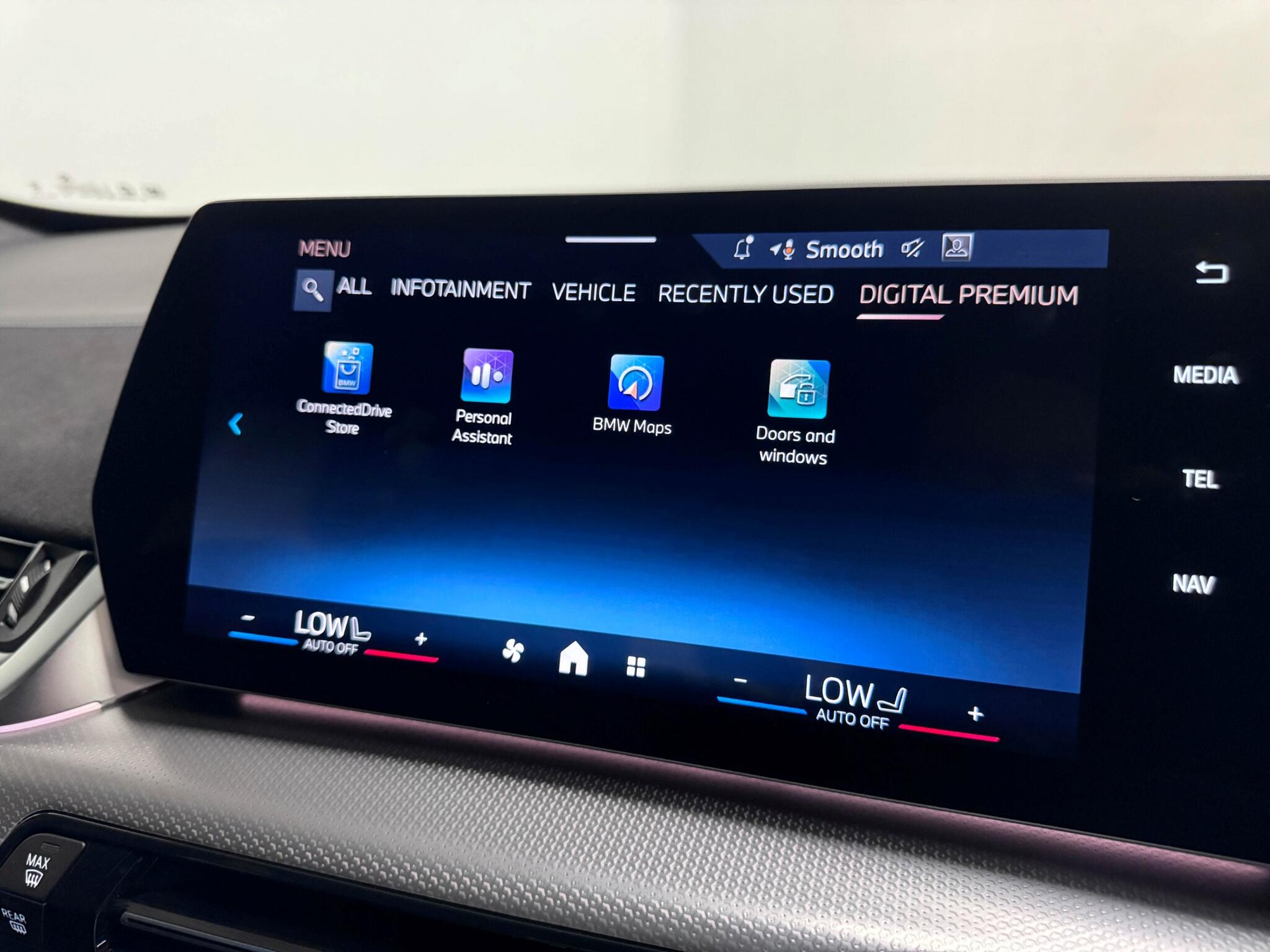 BMW X1 view 40
