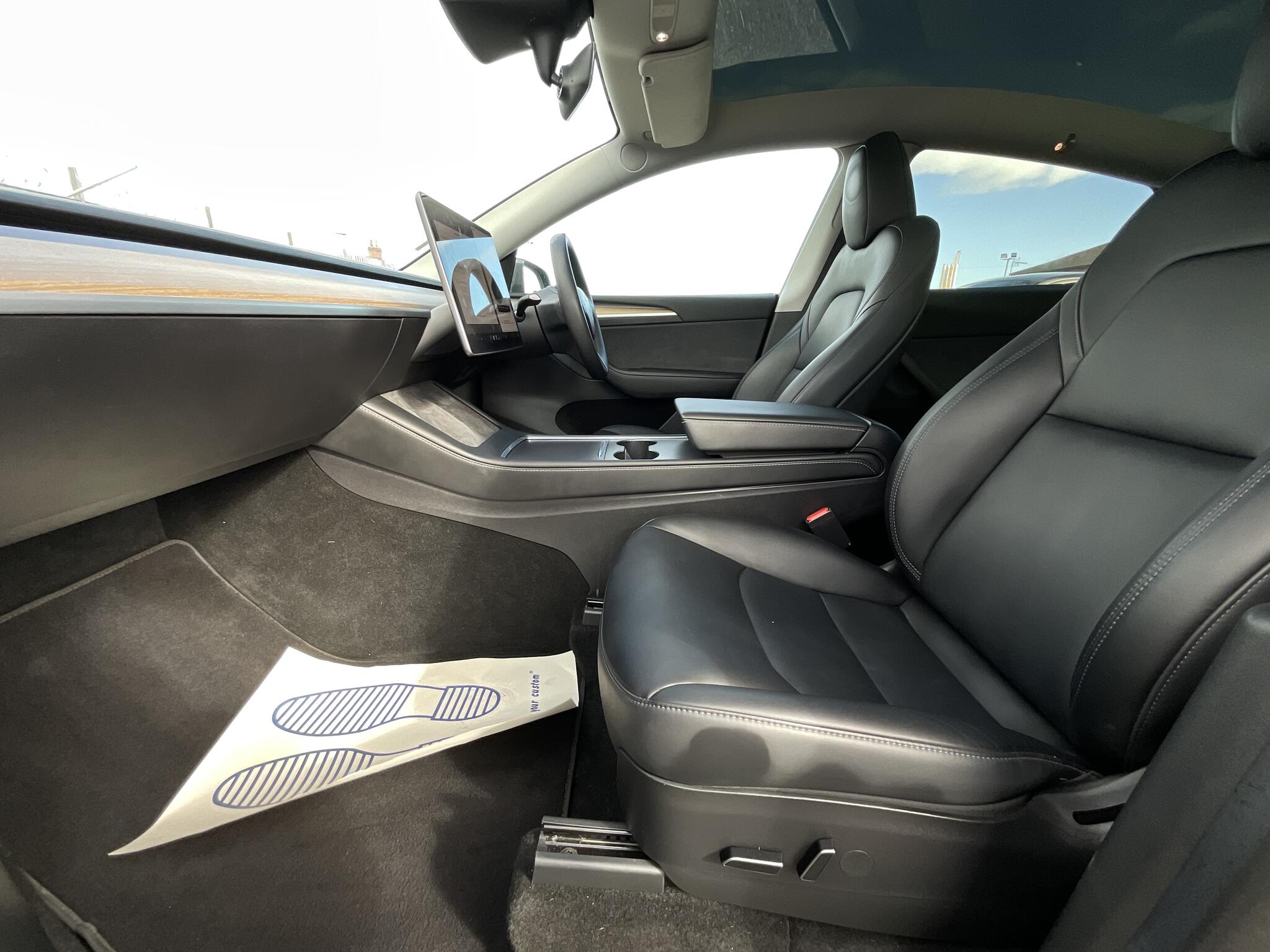 Tesla Model Y view 19
