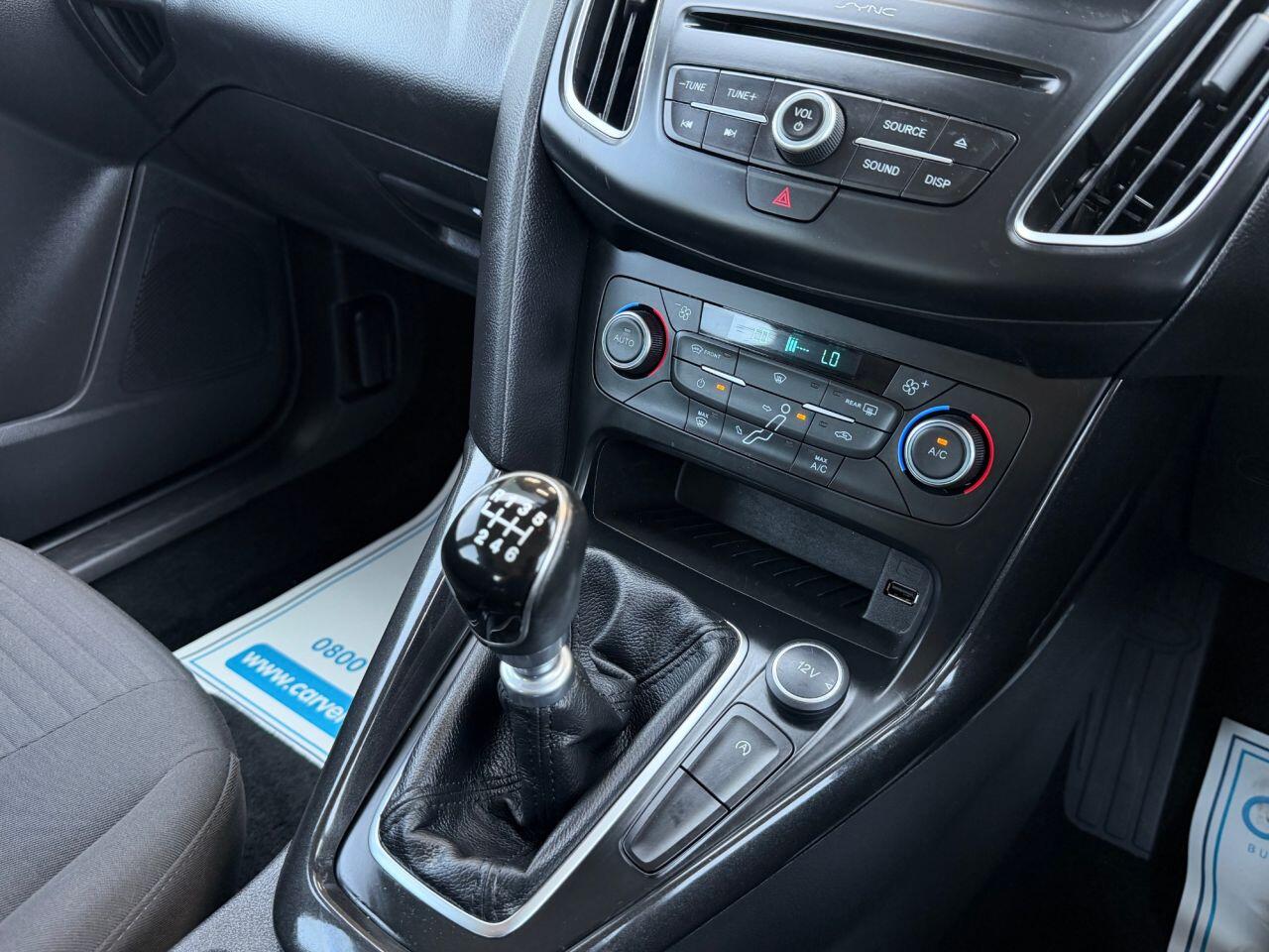 Ford Focus view 36